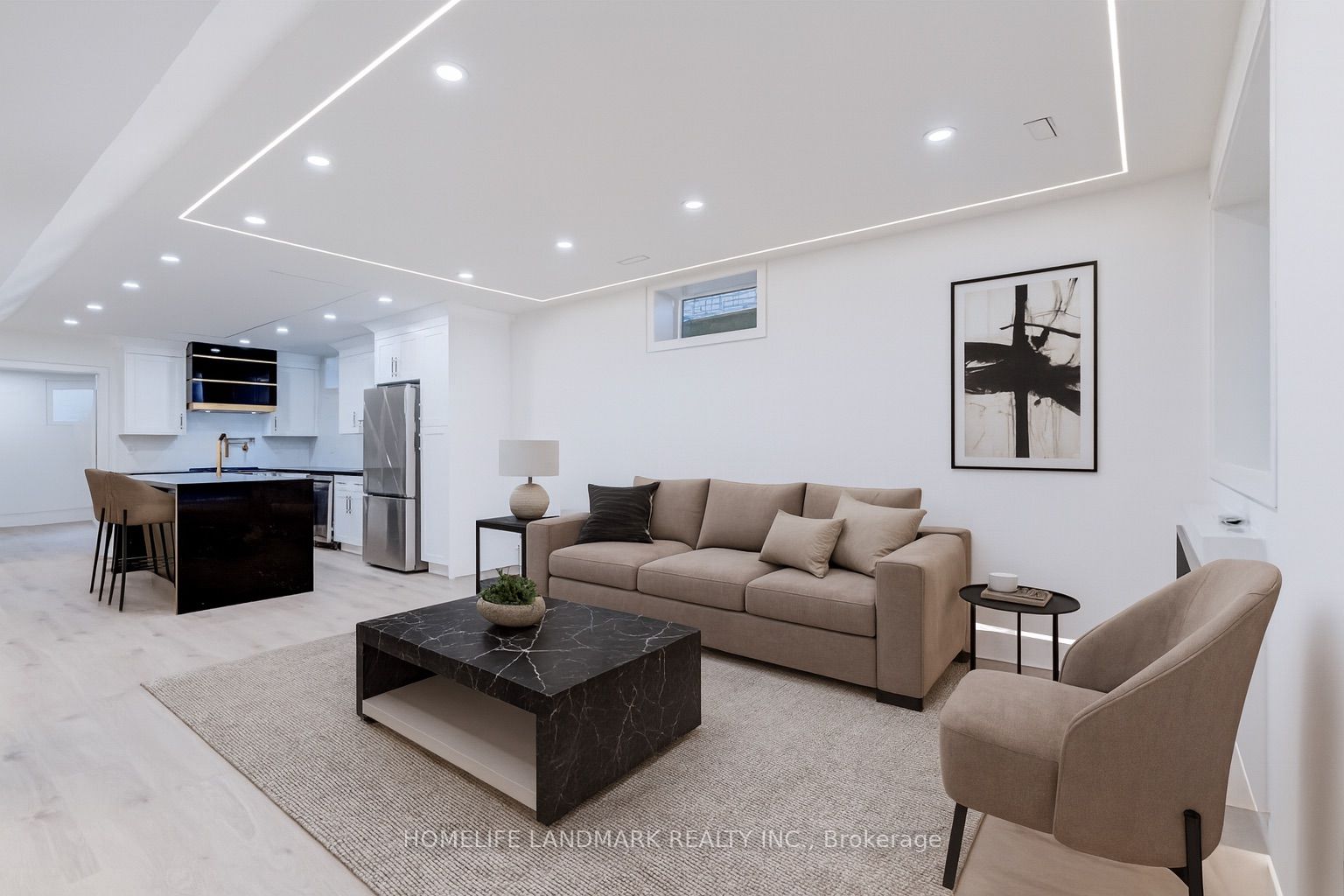 Unit The Bellagio - 23 Coulson Avenue, Toronto 5