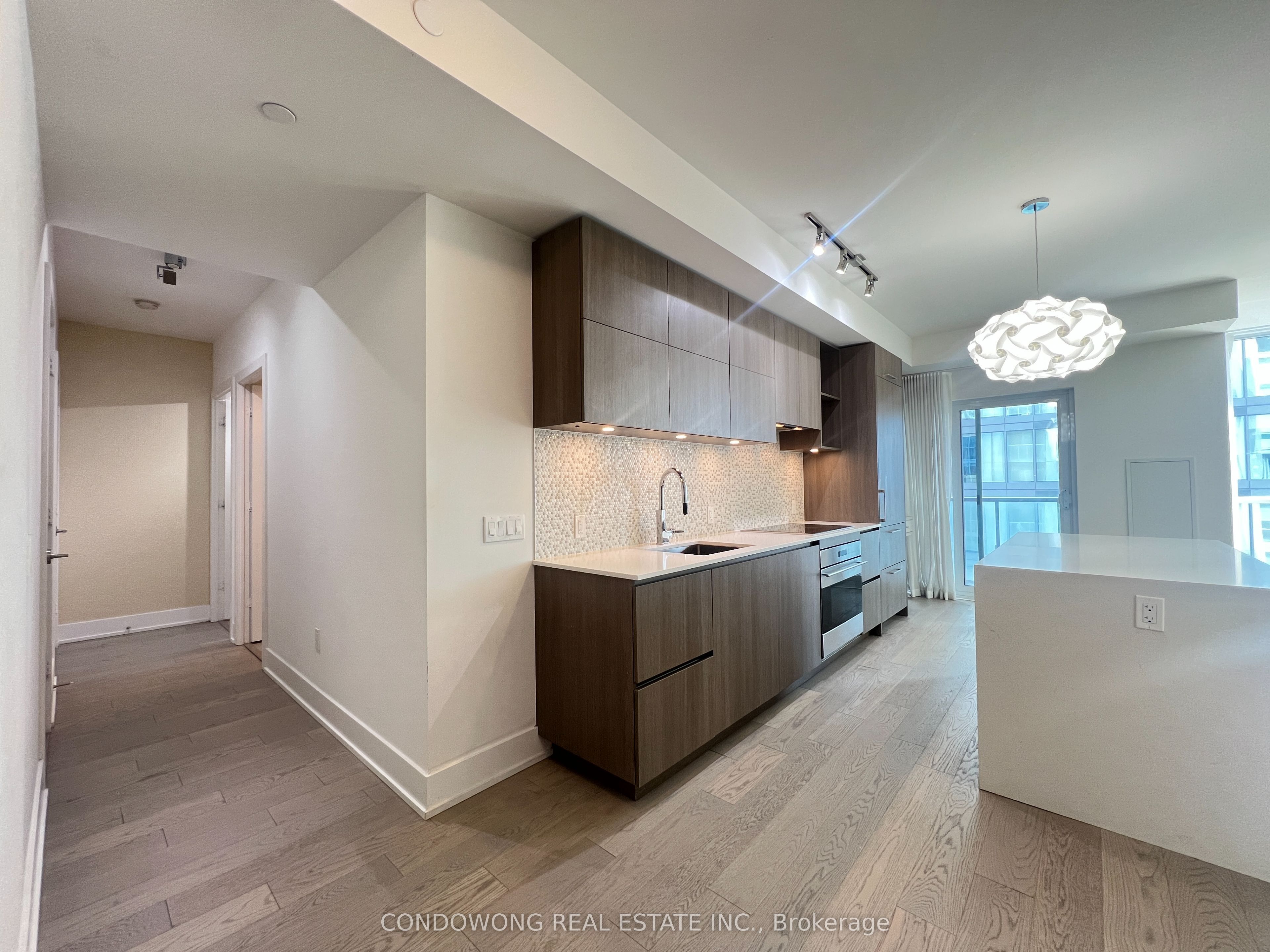 Unit 3801 - 1 Yorkville Avenue, Toronto 3