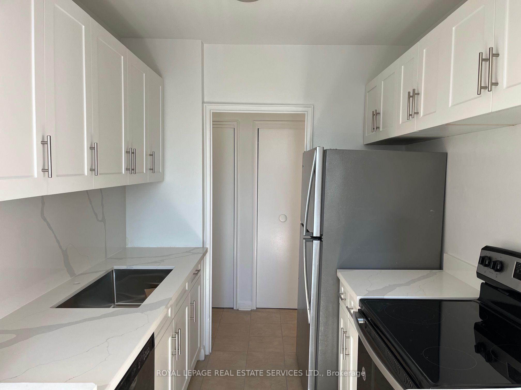 Unit 403 - 219 Wilson Avenue, Toronto 5