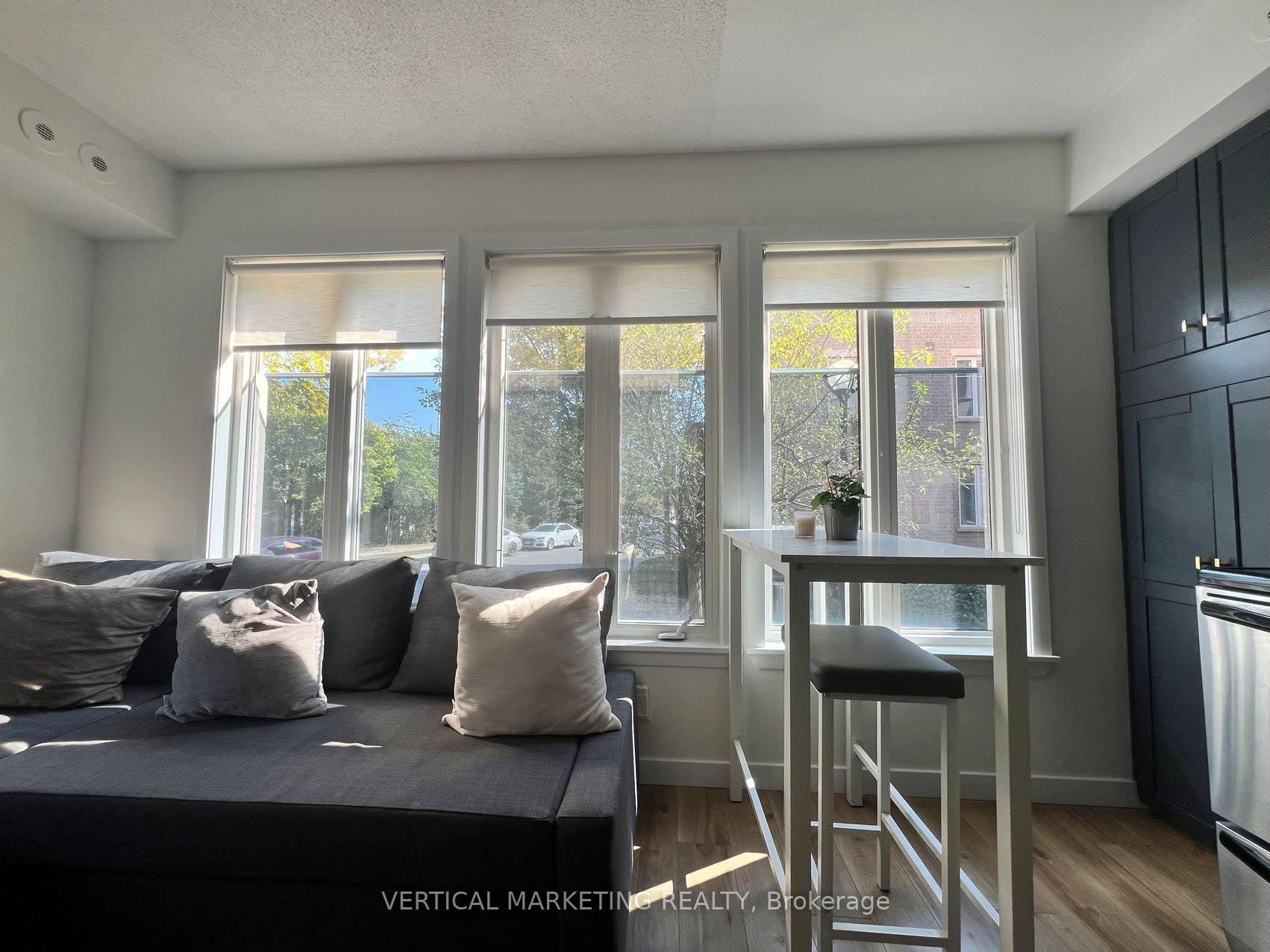 Unit 801 - 46 Western Battery Road, Toronto 3