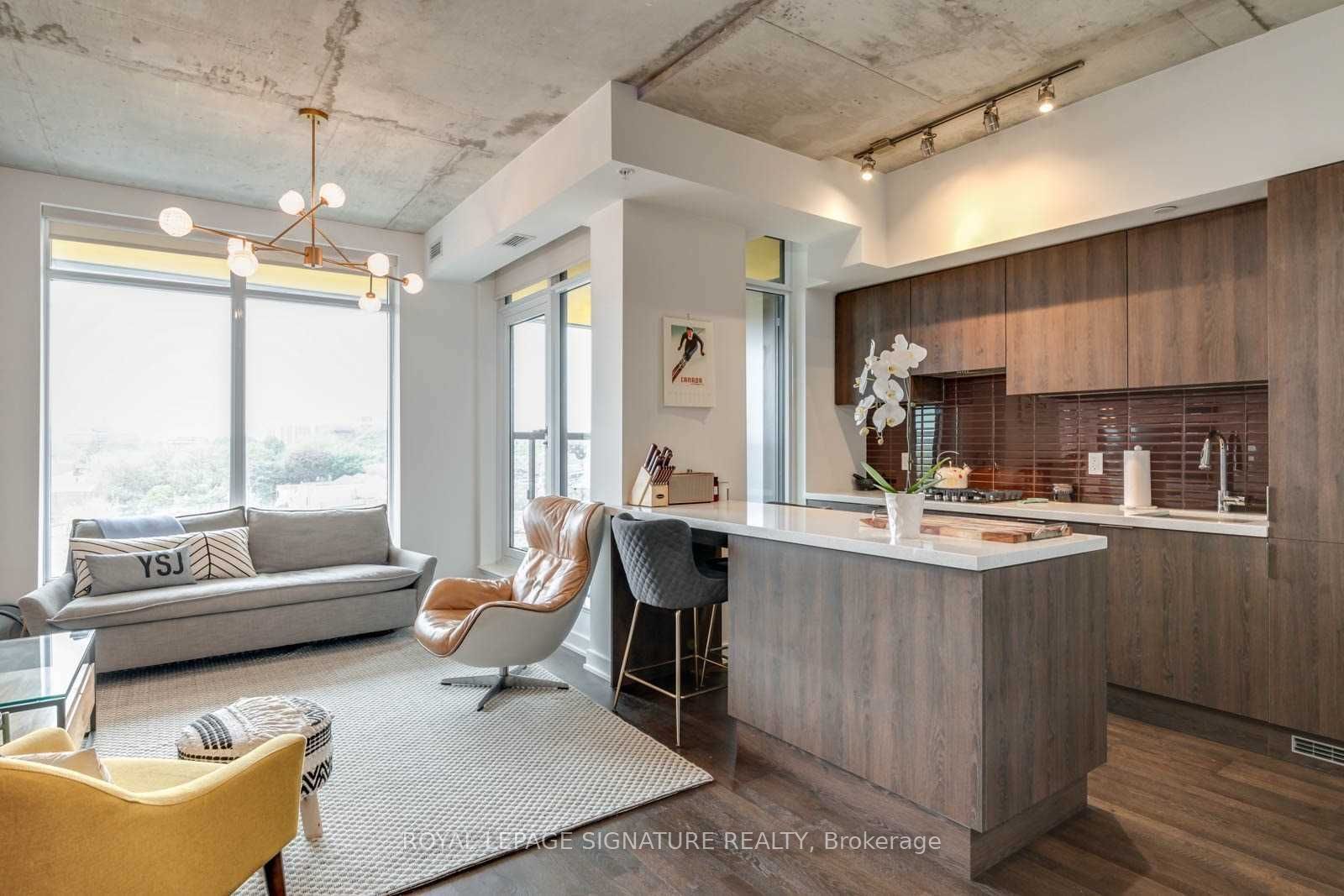 Unit 504 - 109 Ossington Avenue, Toronto 4