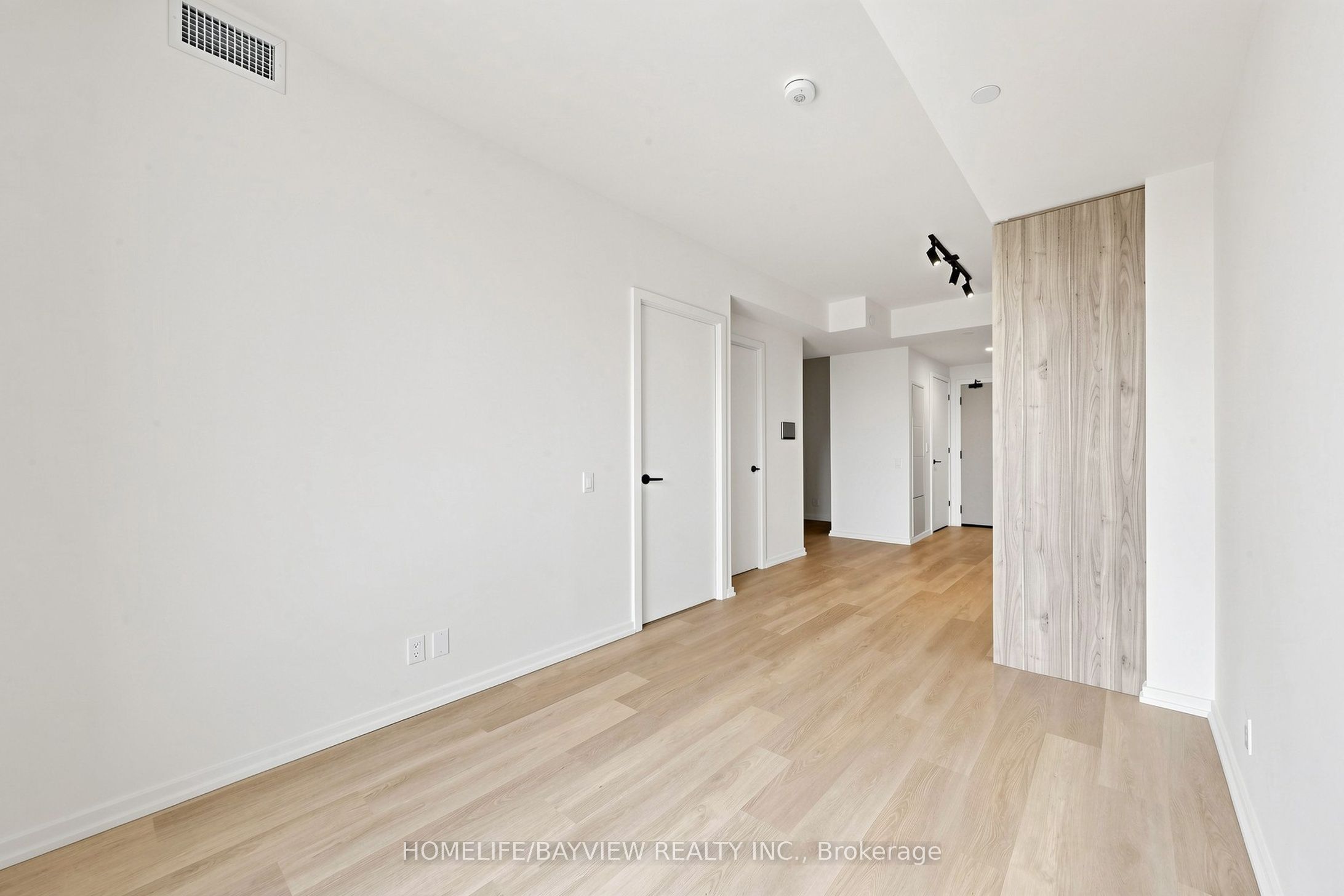 Unit 1706 - 109 Erskine Avenue, Toronto 5