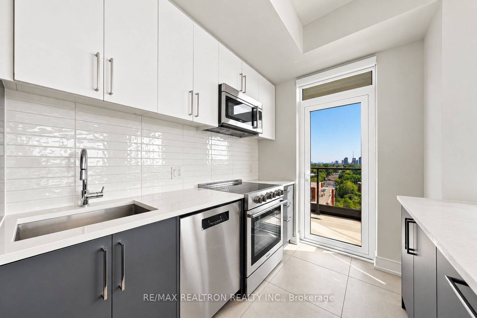 Unit 1202 - 2525 Bathurst Street, Toronto 5