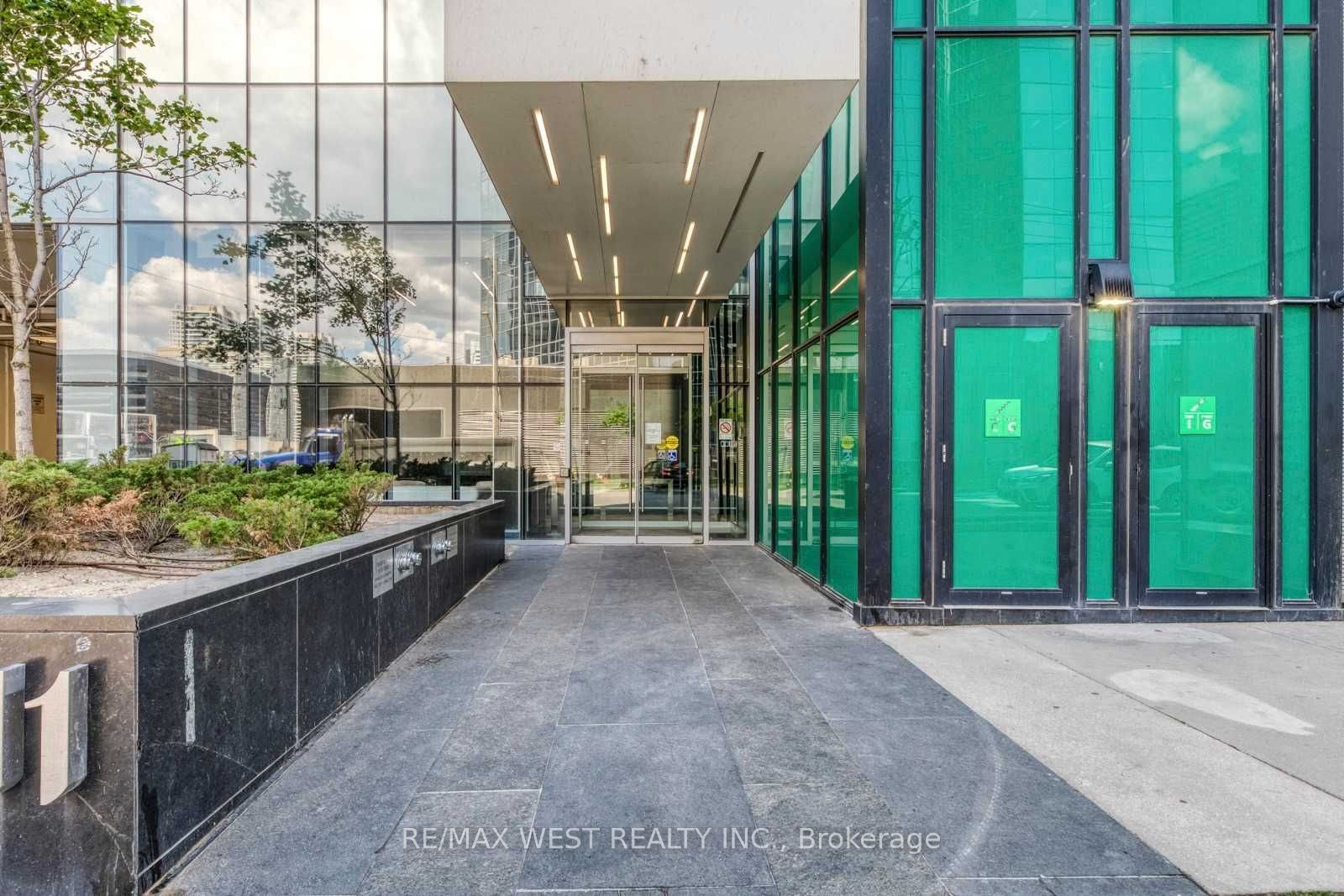 Unit 806 - 11 Bogert Avenue, North York 3