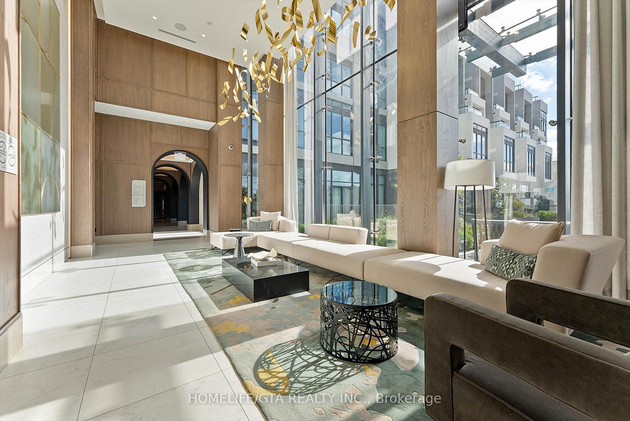 Unit 206 - 30 Inn On The Park Drive, North York 3