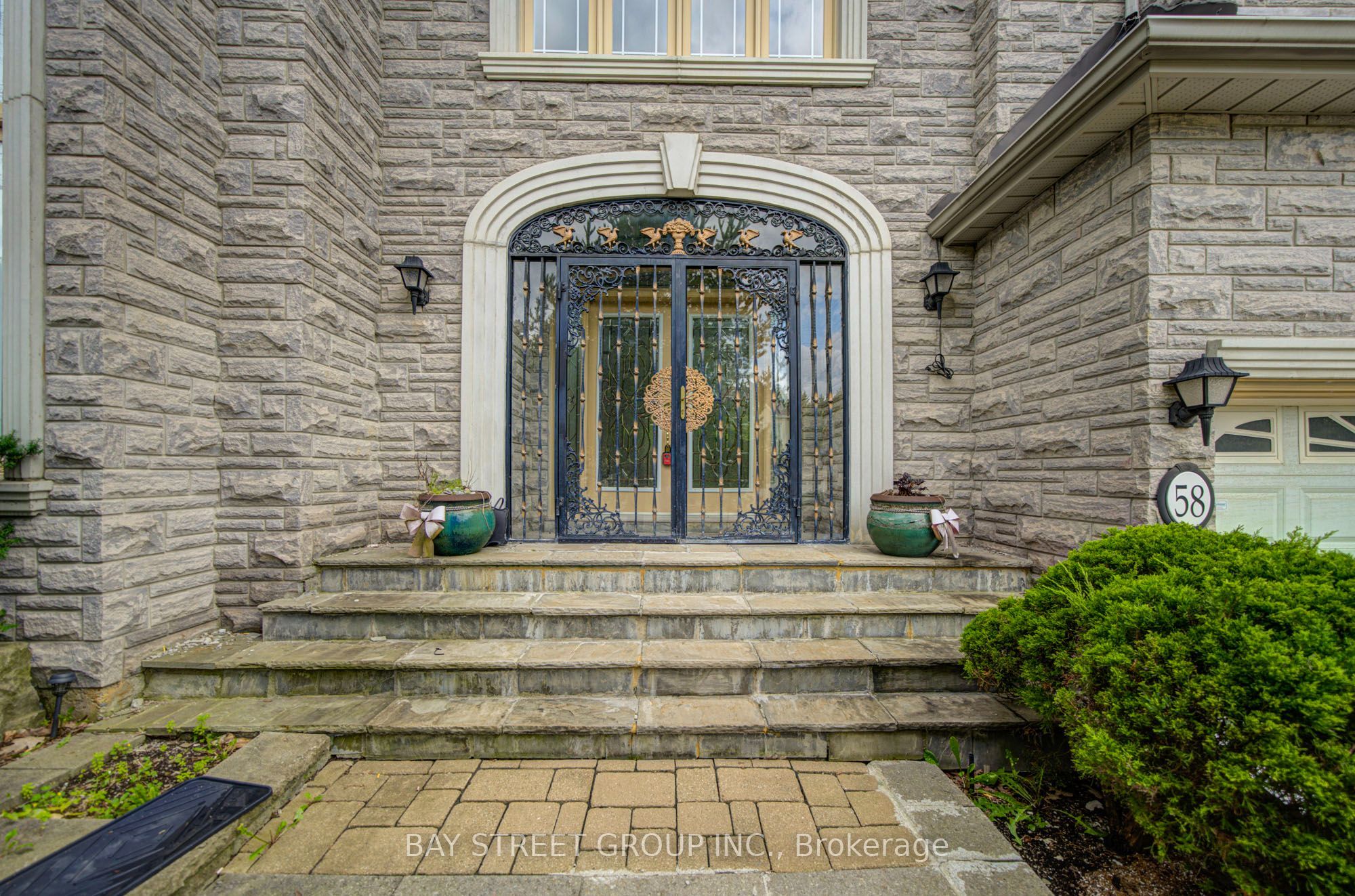 58 Bowan Court, North York 3