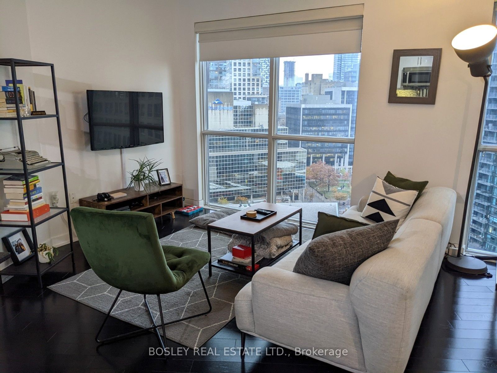 Unit 1806 - 1 The Esplanade Avenue, Toronto 5