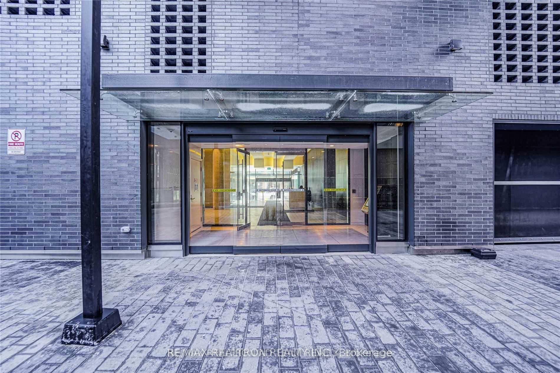 Unit 611 - 158 Front Street E, Toronto 4