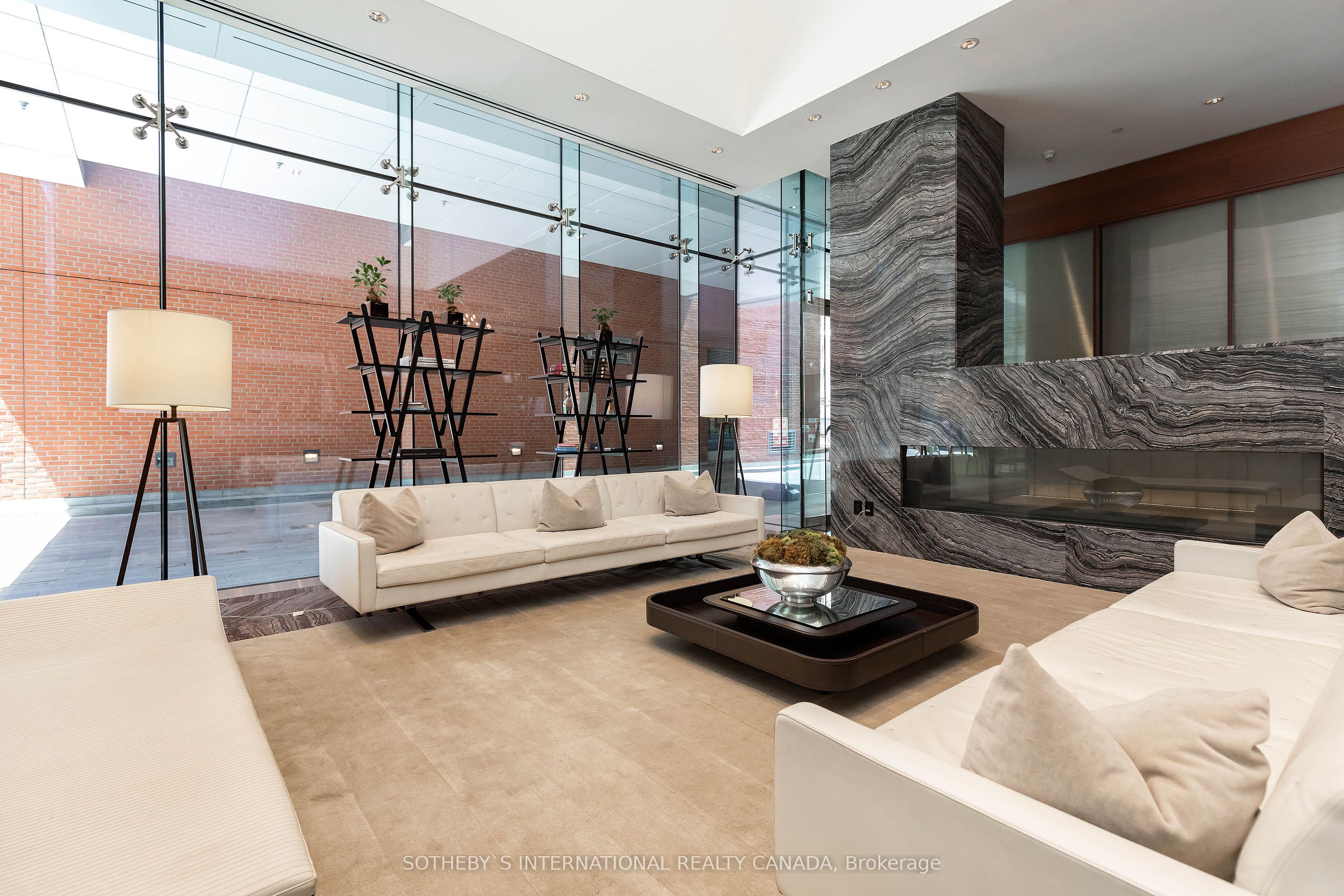 Unit 3002 - 180 University Avenue, Toronto 2