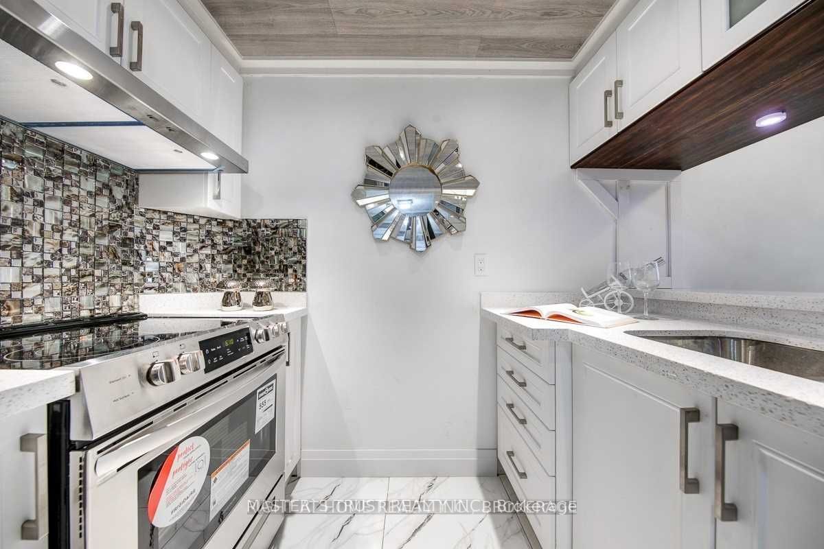 Unit 306 - 7 Bishop Avenue, North York 4