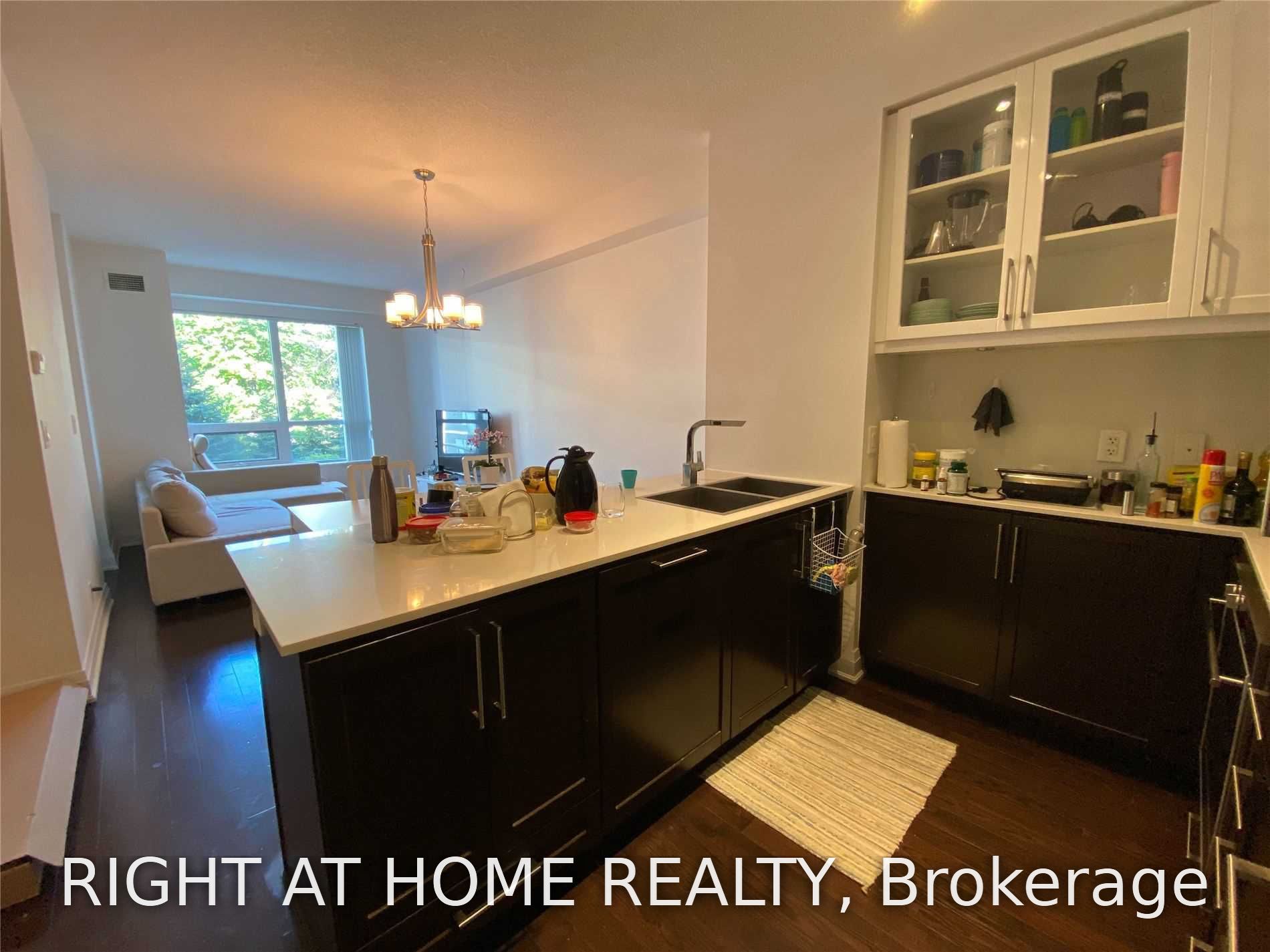 Unit 224 - 21 Clairtrell Road, North York 3