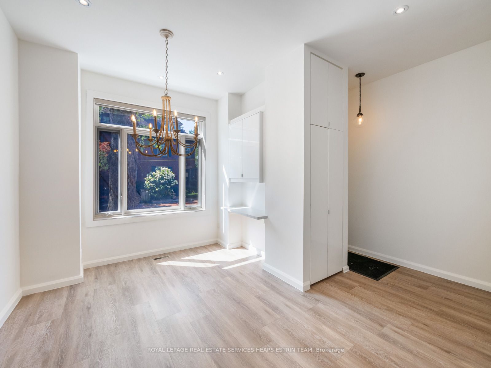 60 Boswell Avenue, Toronto 2