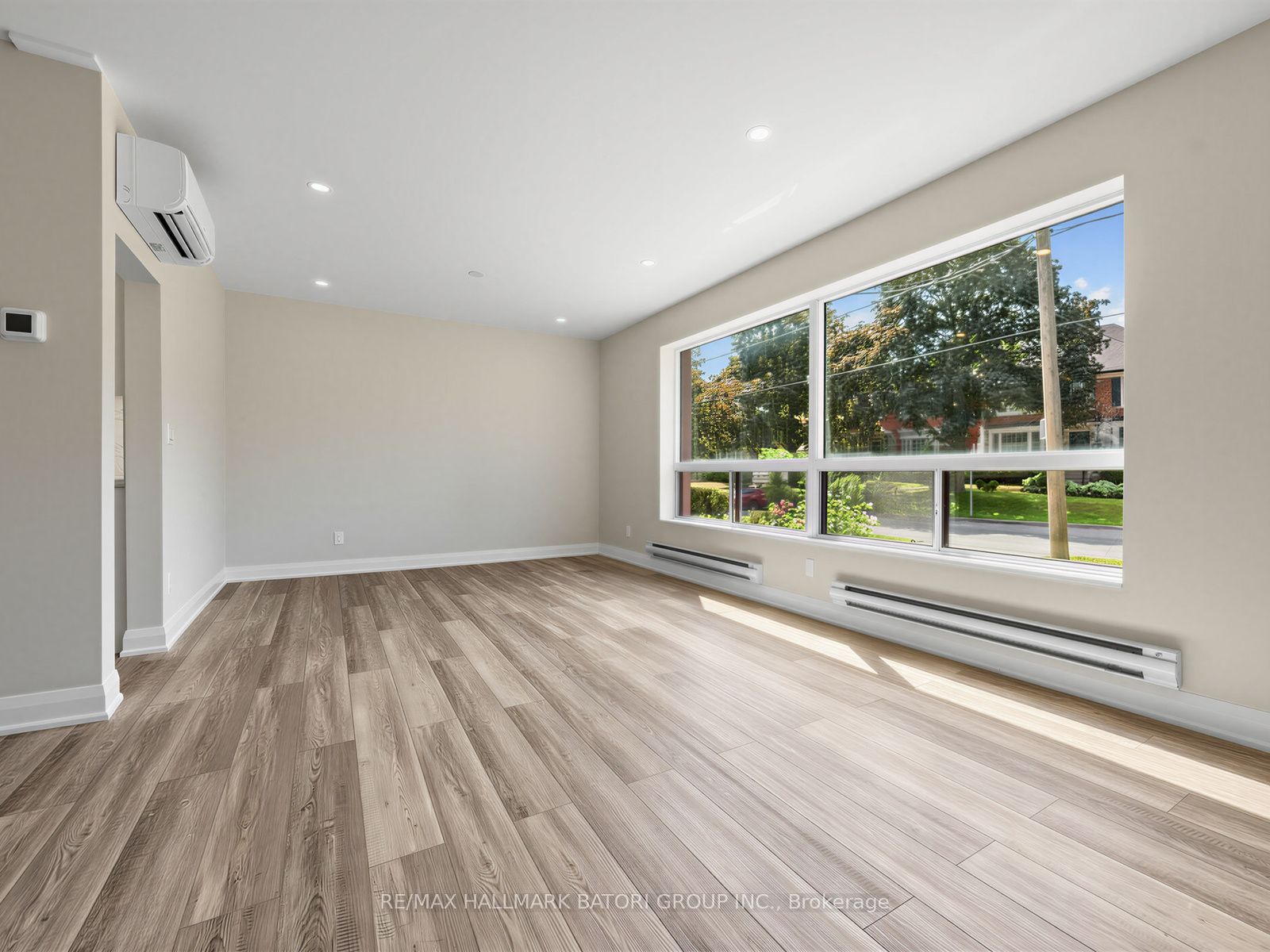 Unit 2 - 6 Croydon Road, Toronto 4