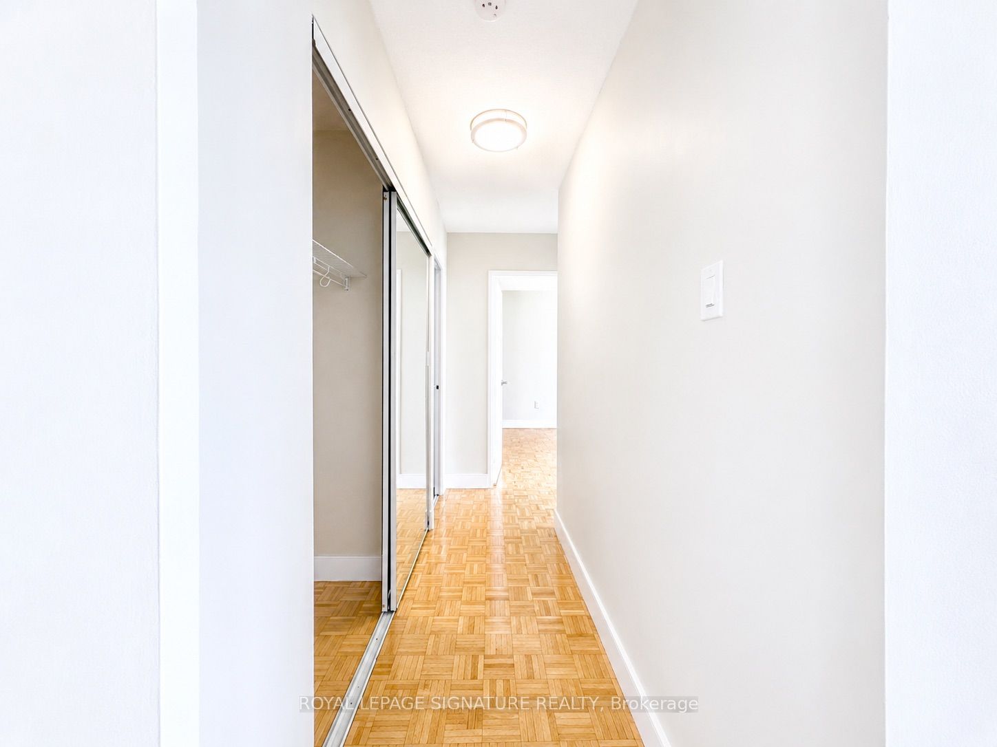 Unit 410 - 666 Spadina Avenue, Toronto 4