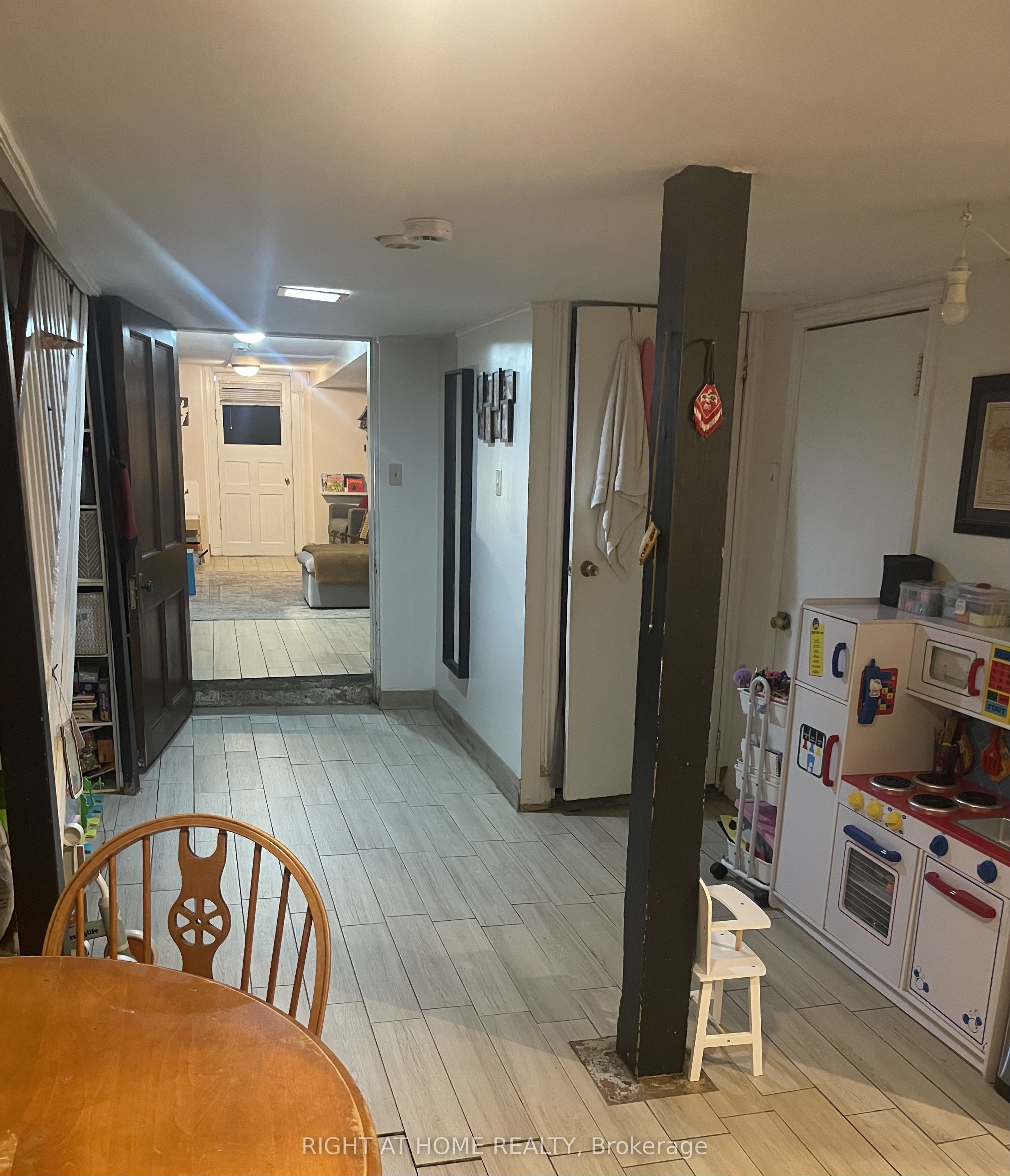 Unit Lower Level - 109 Lippincott Street, Toronto 5