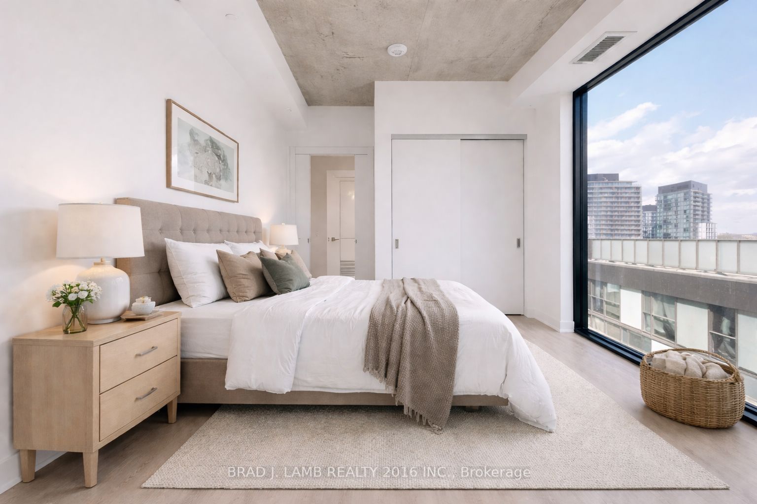 Unit 1302 - 284 King Street E, Toronto 3
