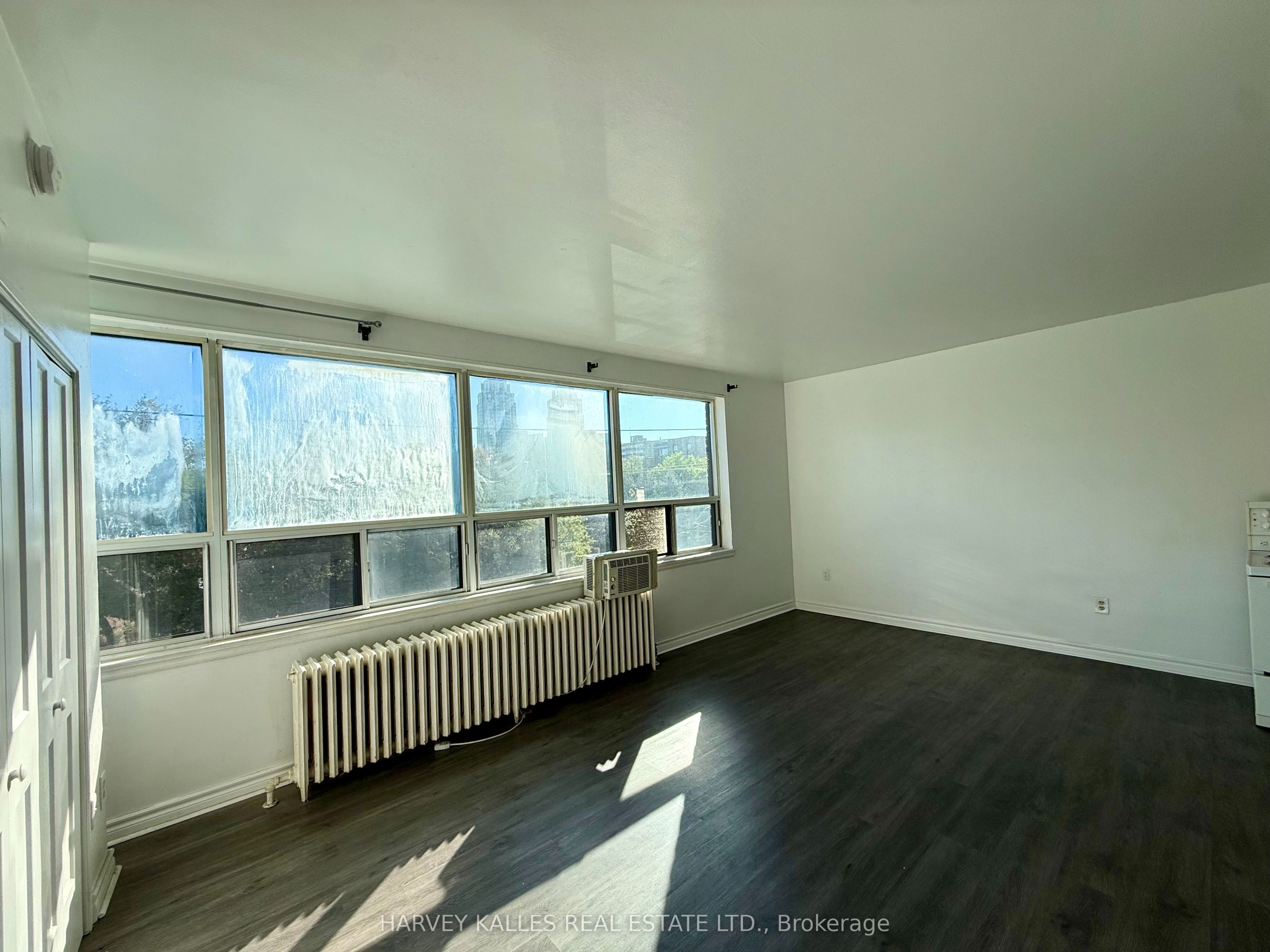 Unit 311 - 1582 Bathurst Street, Toronto 5
