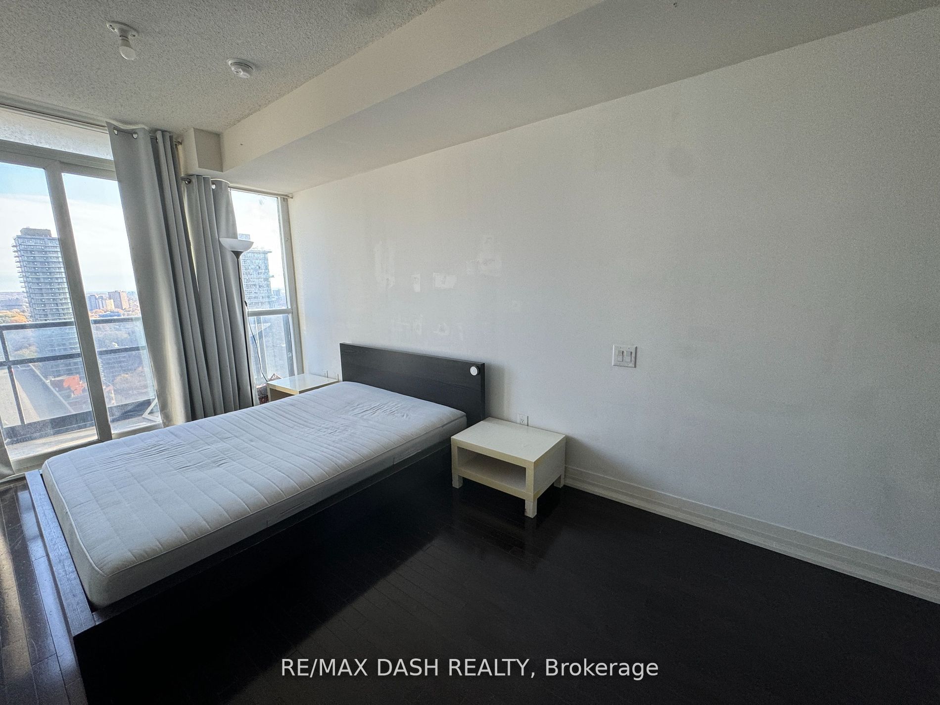 Unit 2701 - 25 Carlton Street, Toronto 5
