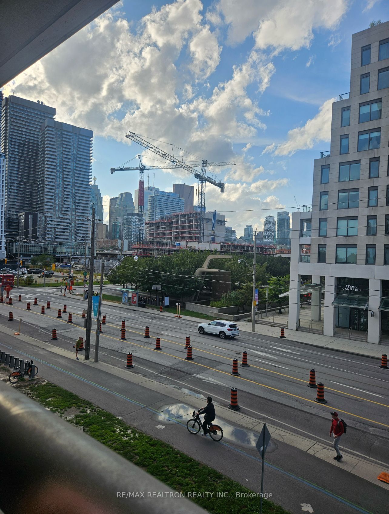 Unit 244 - 15 Merchant's Wharf, Toronto 2