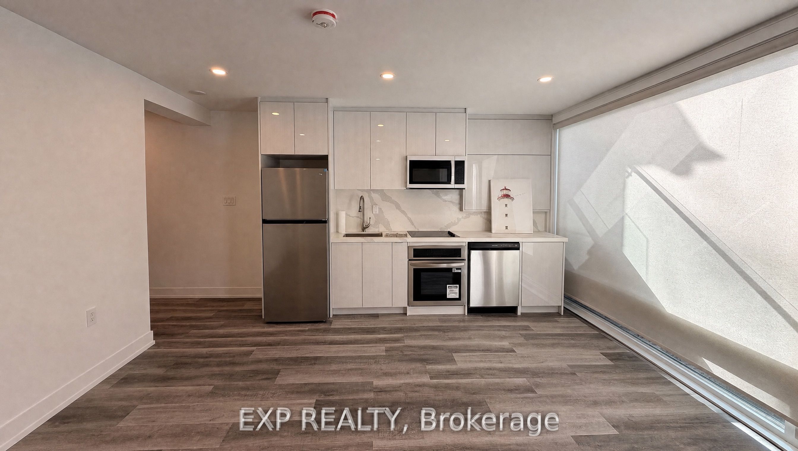 Unit Lower - 19 Devon Road, Toronto 2