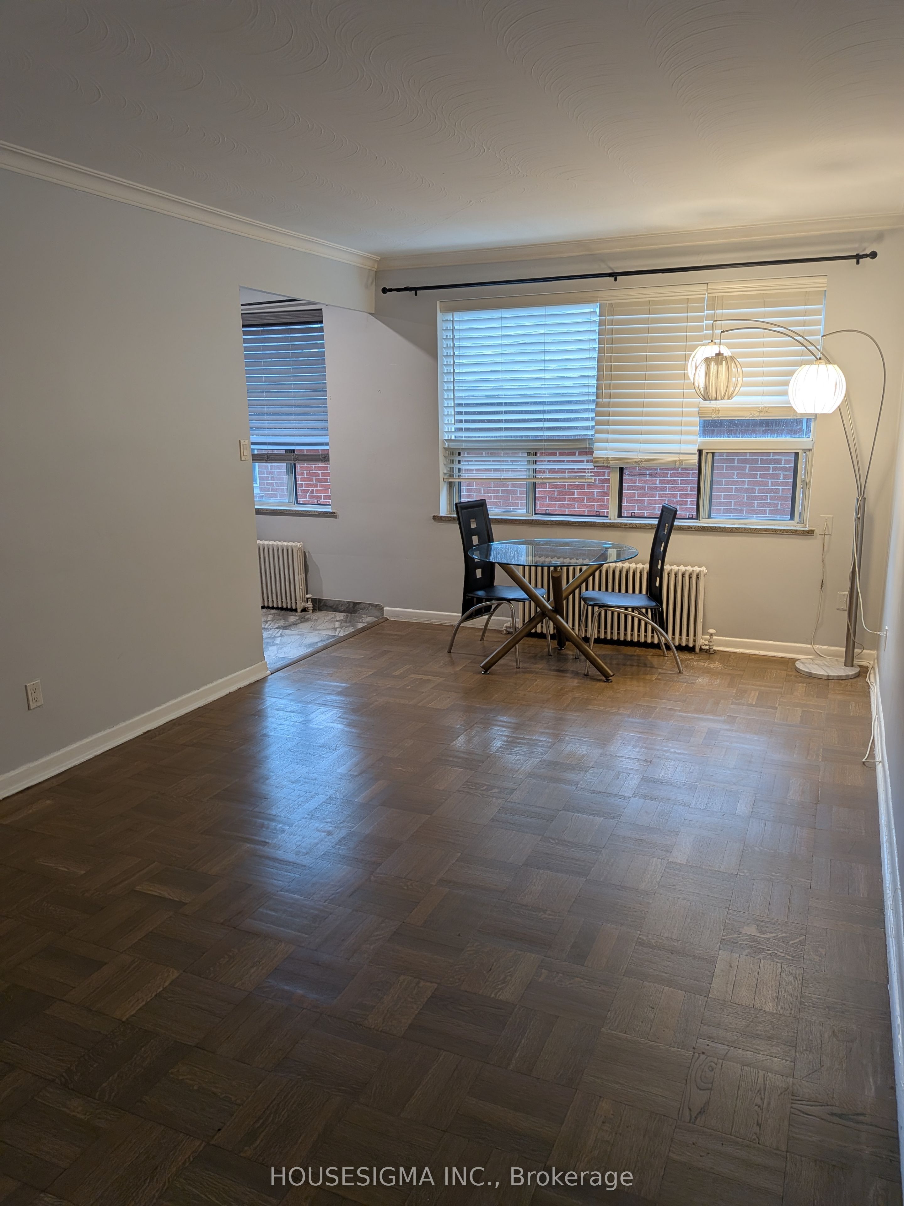 Unit 202 - 117 Cosburn Avenue, Toronto 4