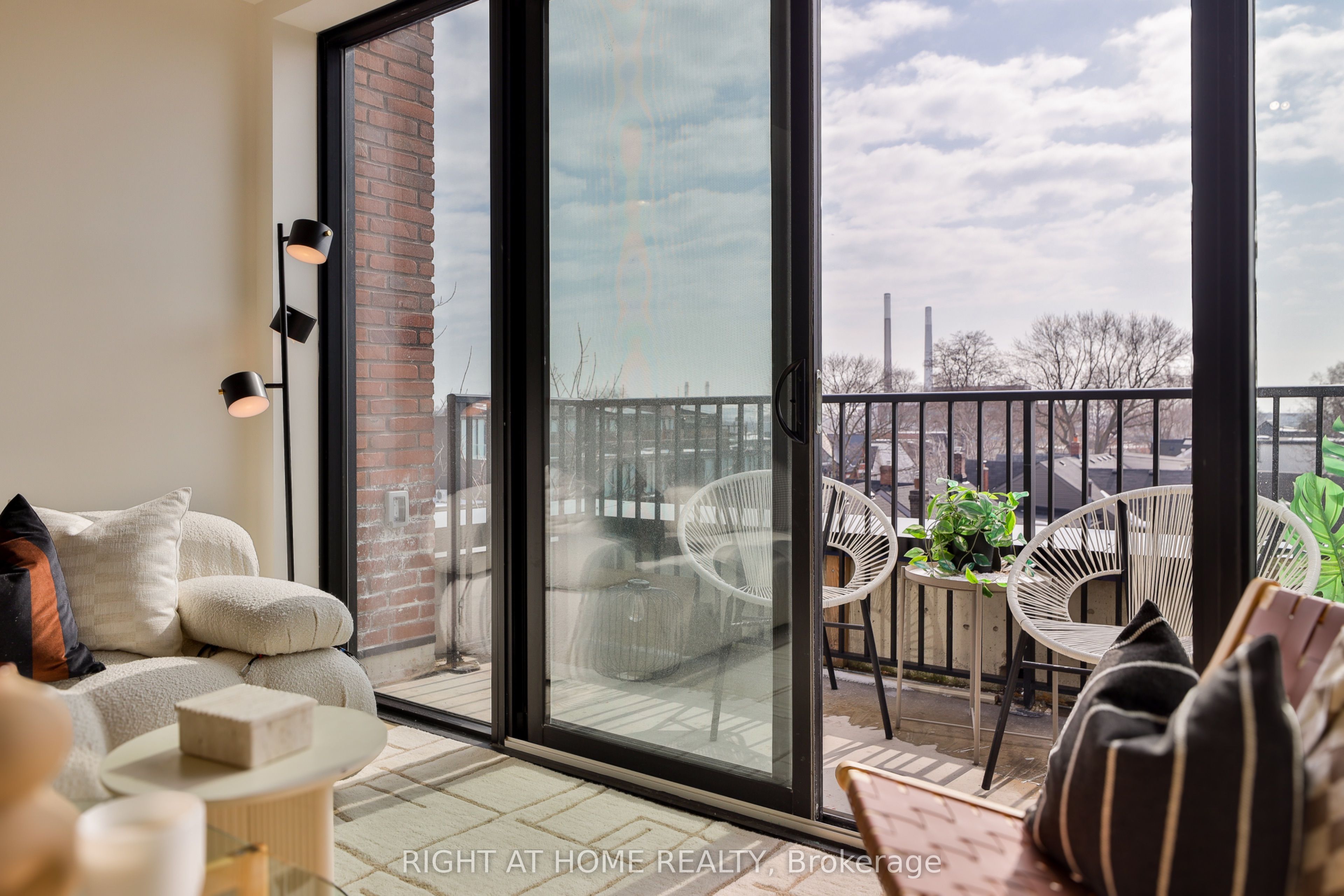 Unit 205 - 761 Queen Street E, Toronto 5