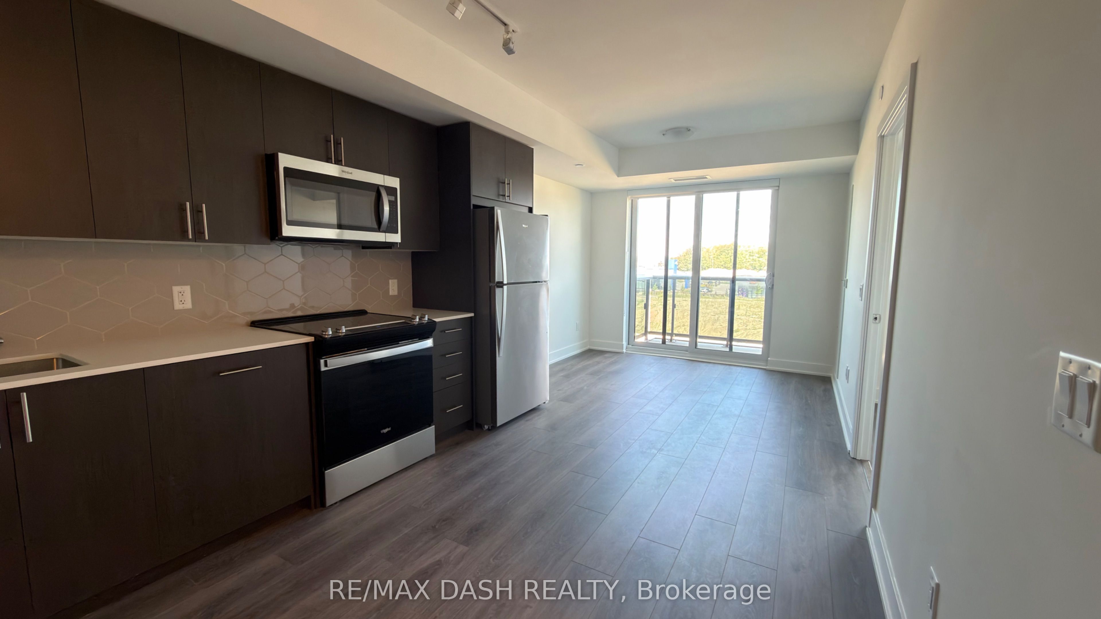 Unit 435 - 2545 Simcoe Street N, Oshawa 5