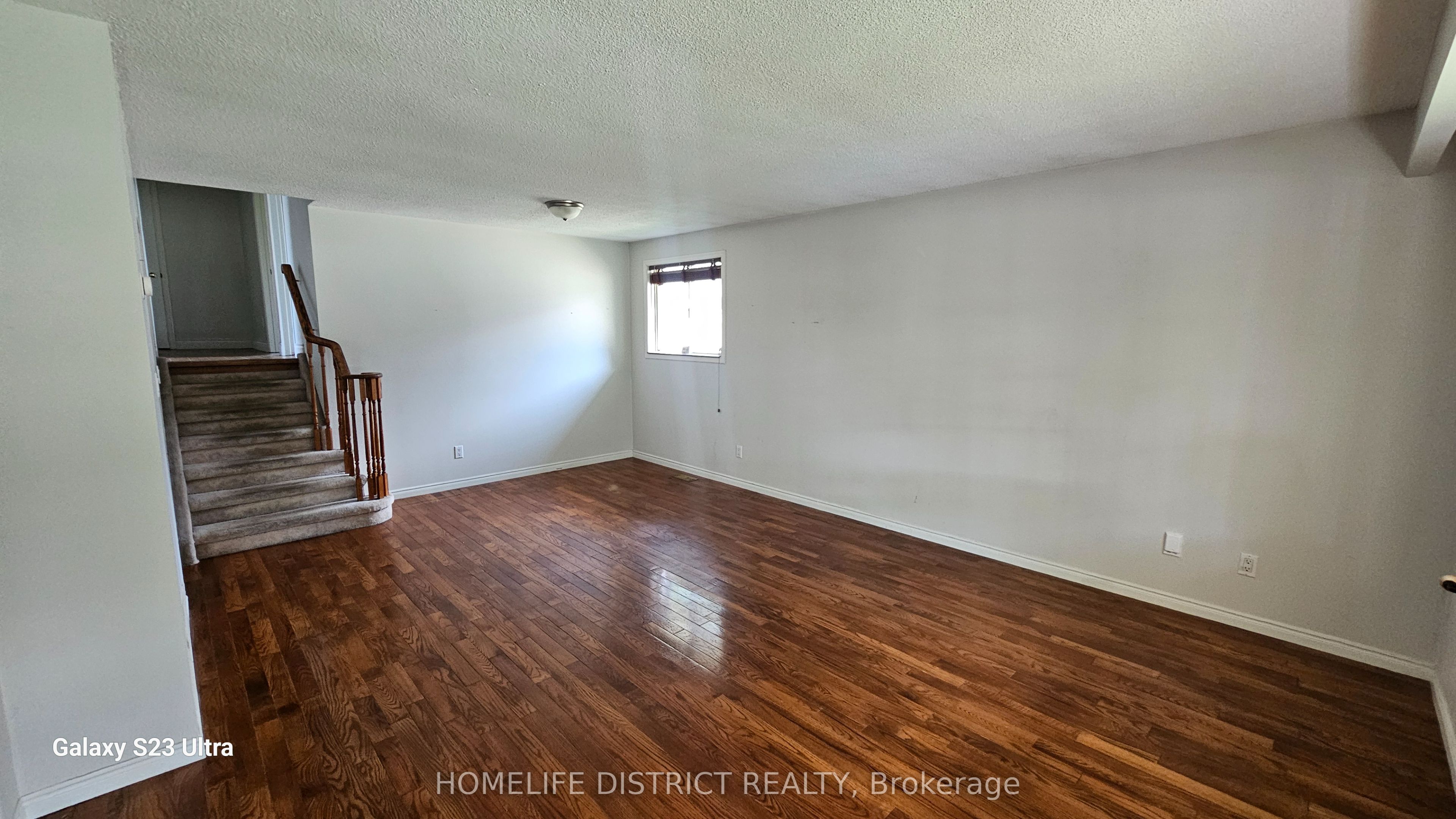 912 Exeter Street, Oshawa 3