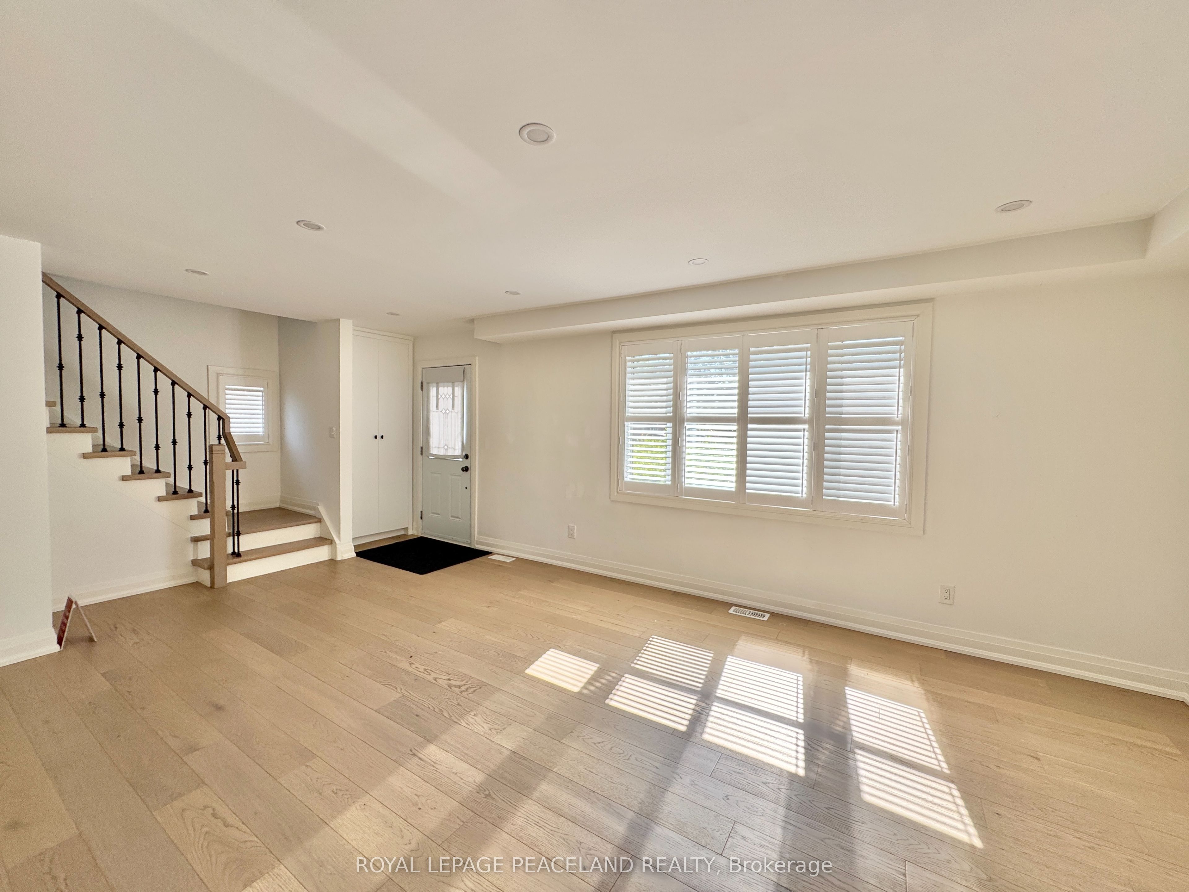 29 Rosita Crescent, Scarborough 3