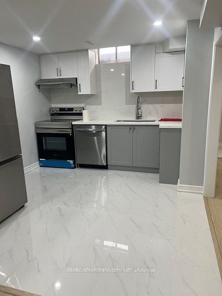 Unit Basement - 53 Dakin Drive N, Ajax 4
