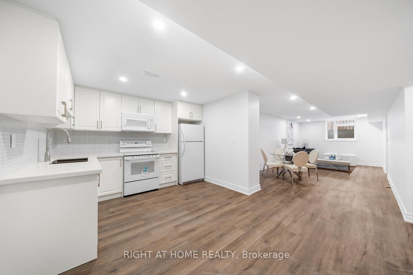 Unit Lower - 582 Carlyle Court, Oshawa 4