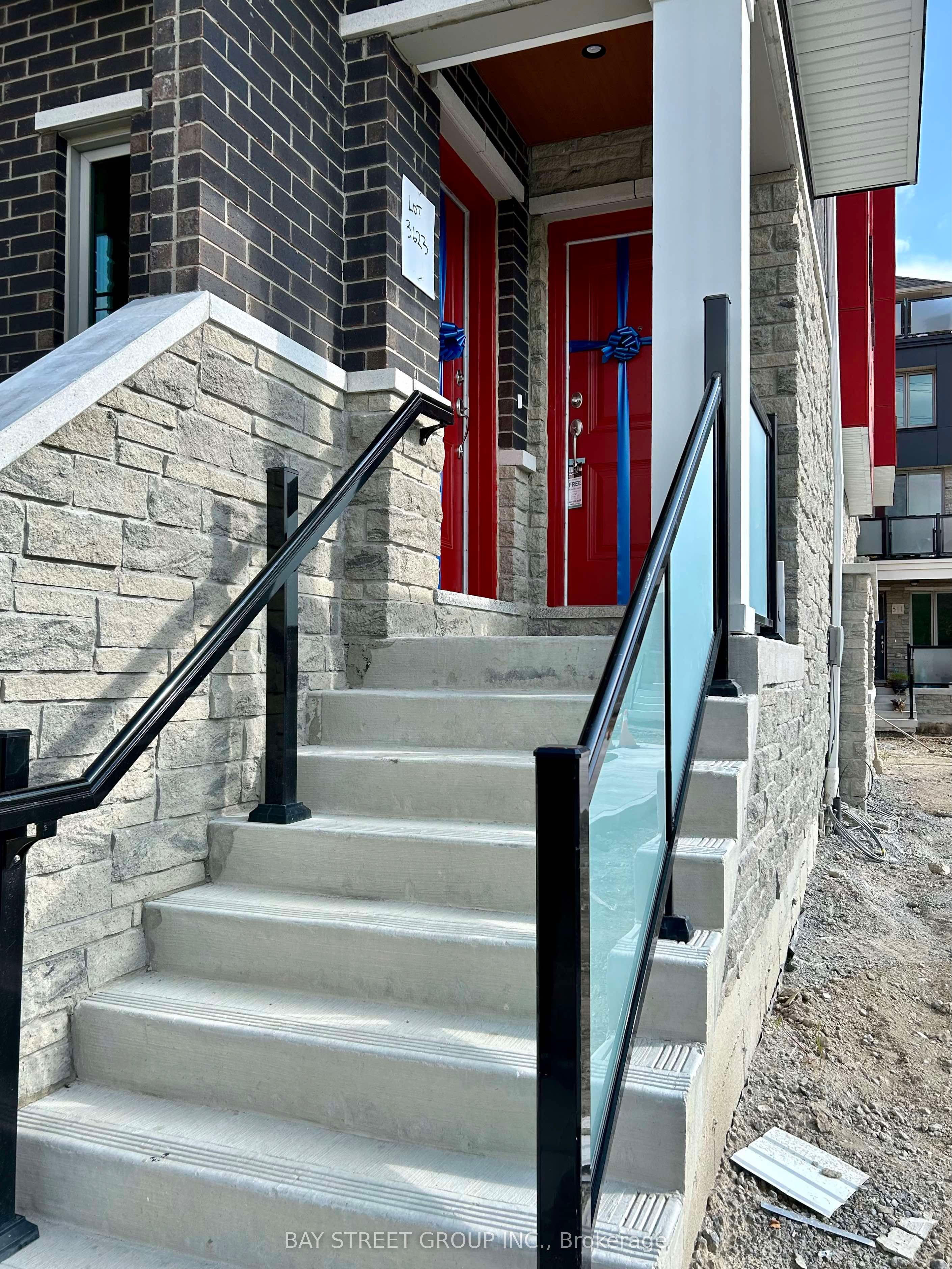 Unit 614 - 1034 Reflection Place, Pickering 2