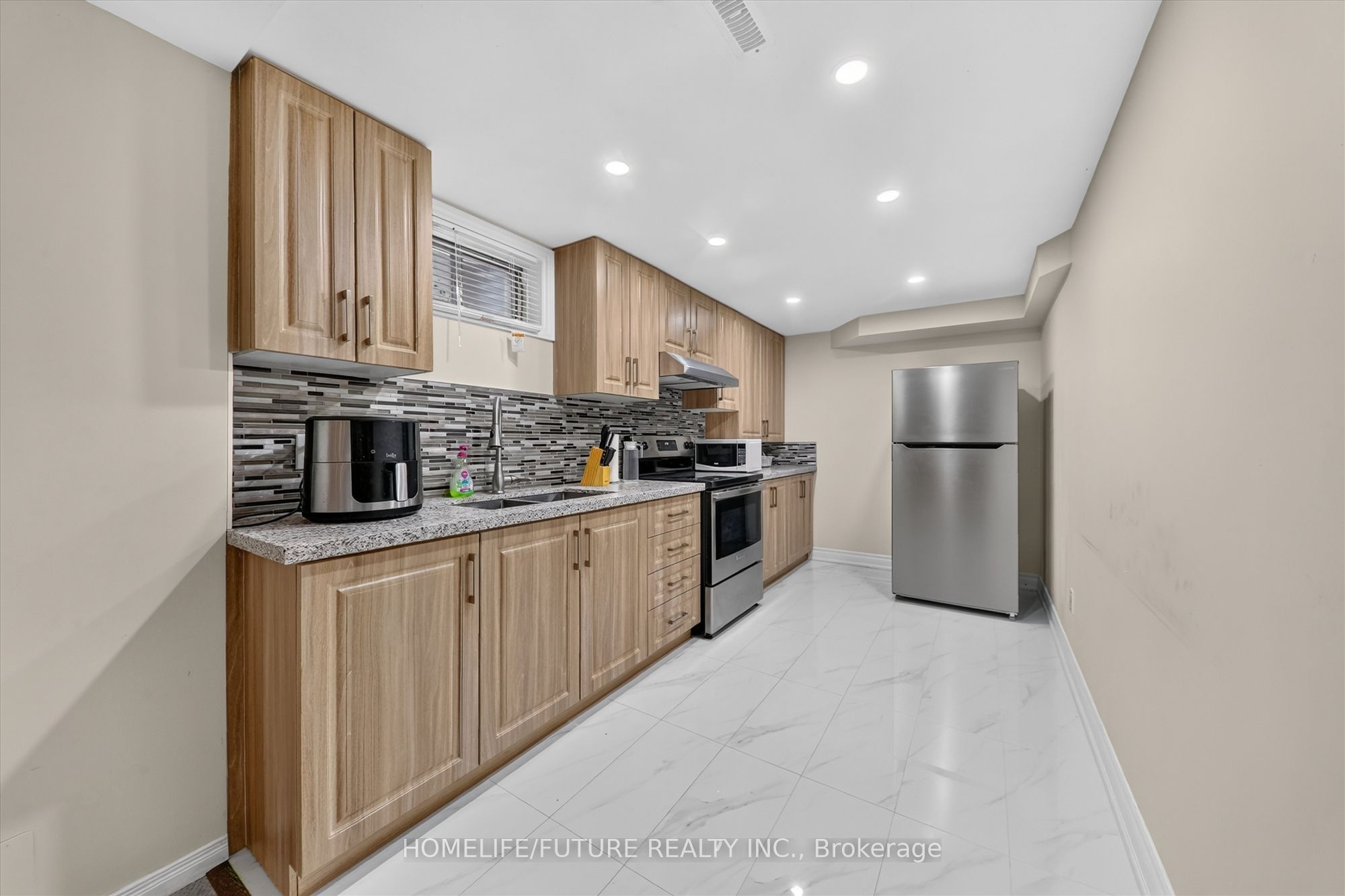 Unit Lower - 1580 Heathside Crescent, Pickering 4