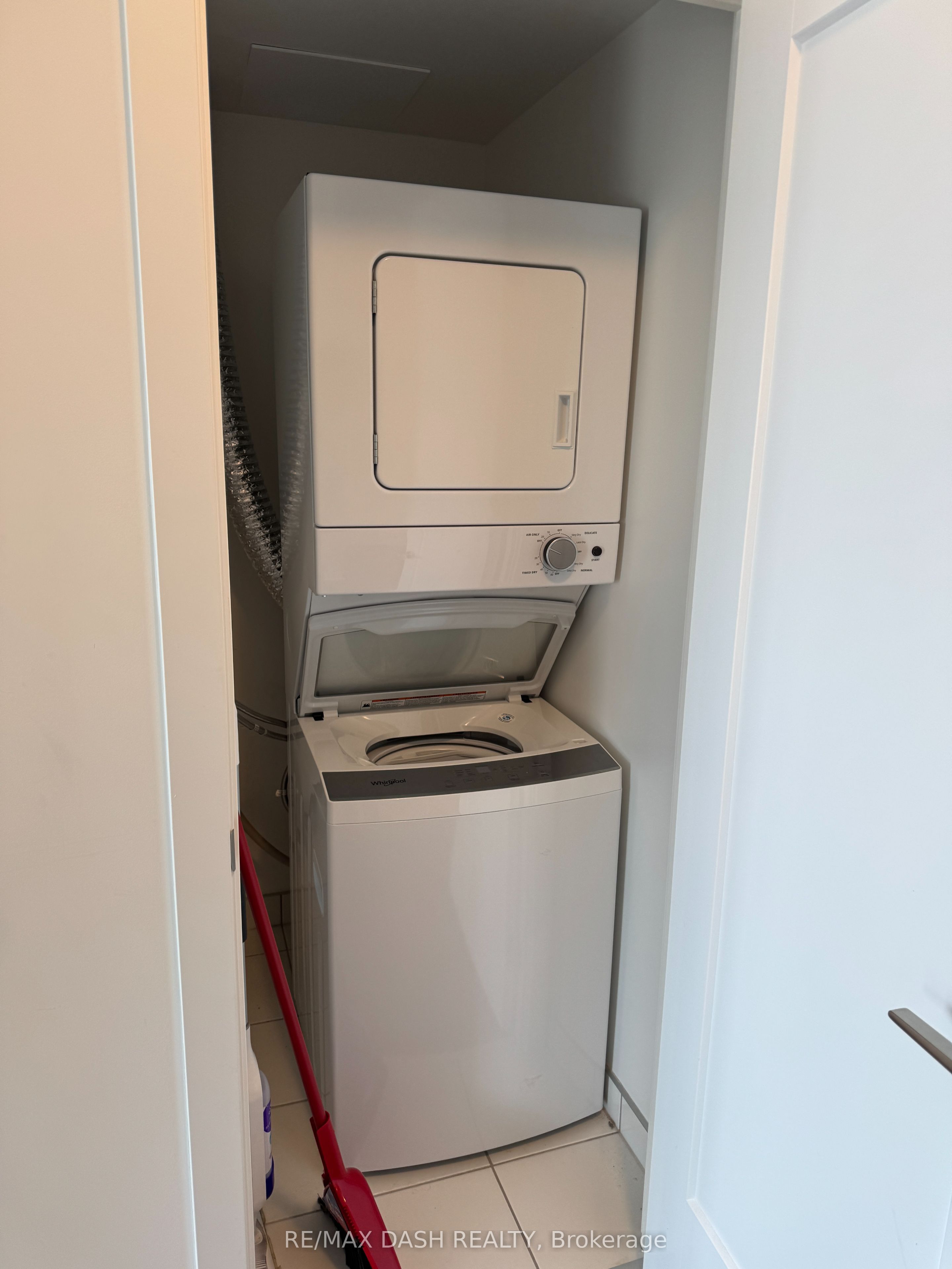 Unit 631 - 2545 Simcoe Street N, Oshawa 5