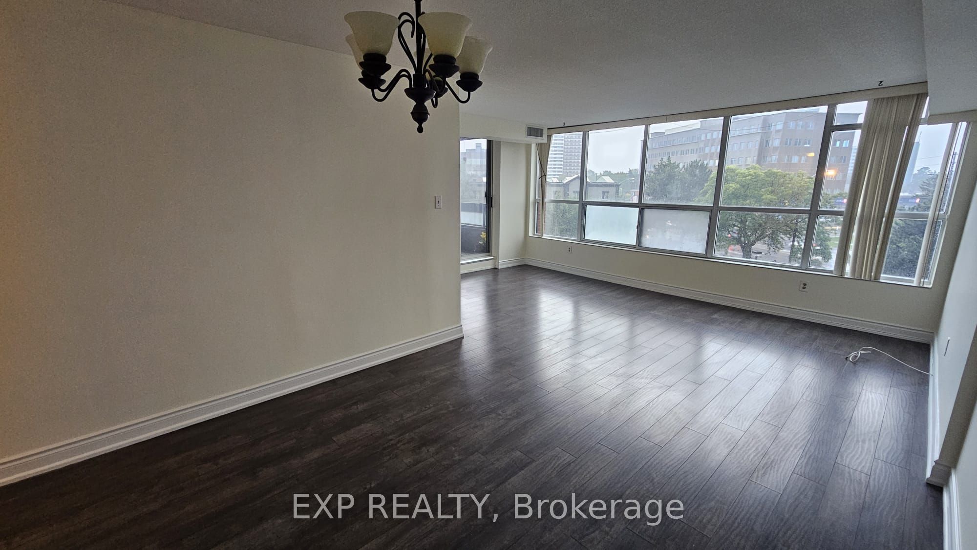 Unit 407 - 2365 Kennedy Road, Scarborough 3