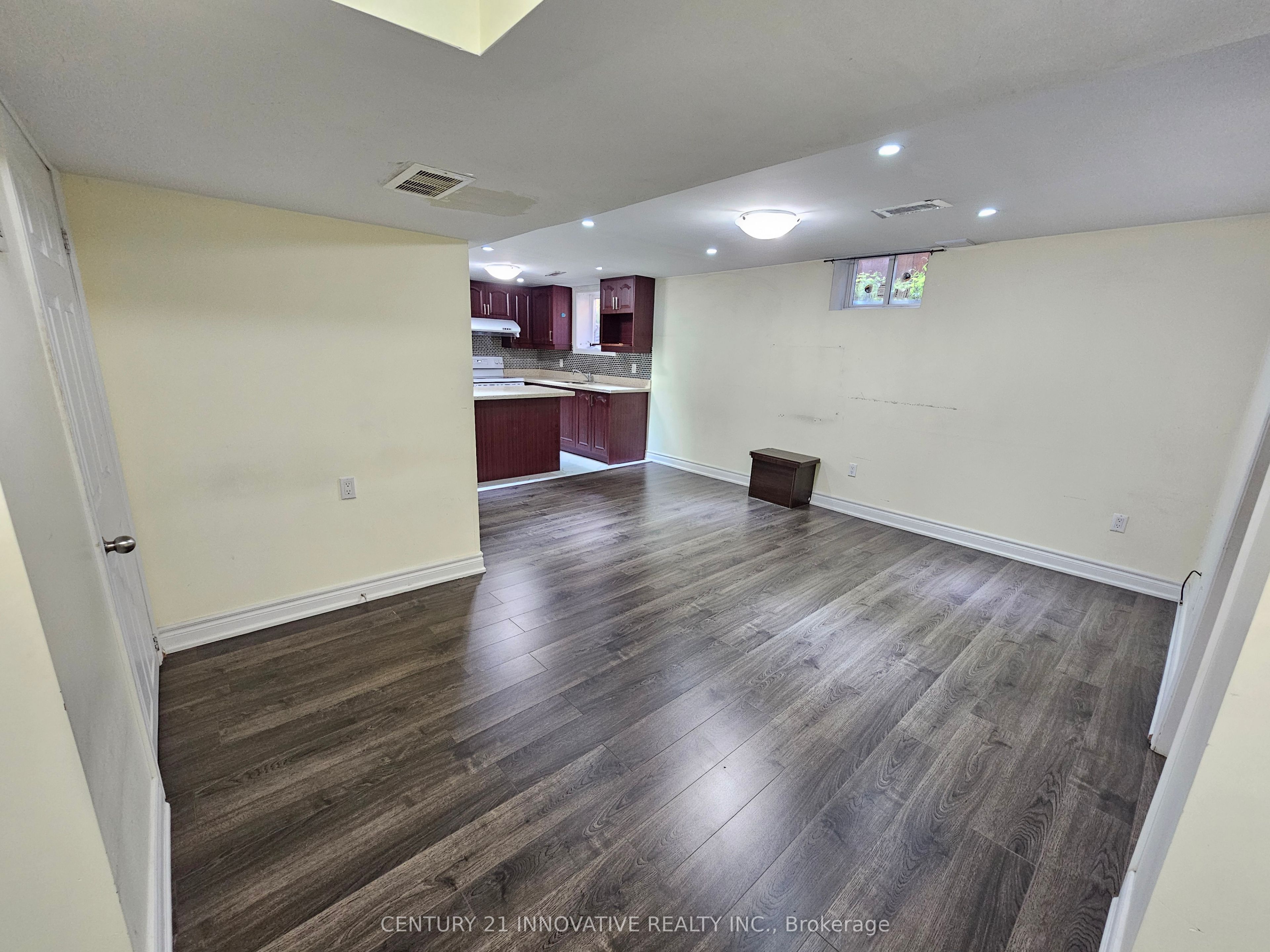 Unit Bsmt - 576 Sewells Road, Scarborough 3
