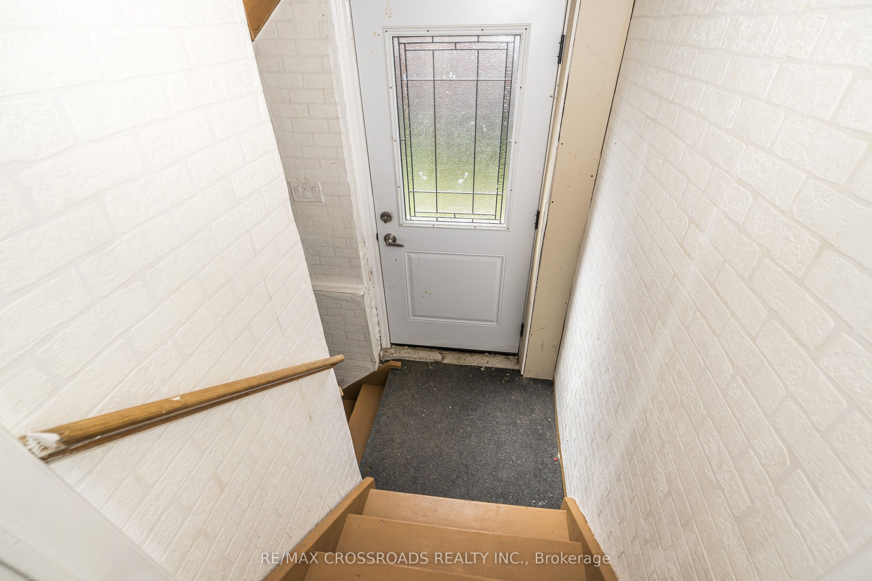 Unit Bsmt - 34 Blue Anchor Trail, Scarborough 5