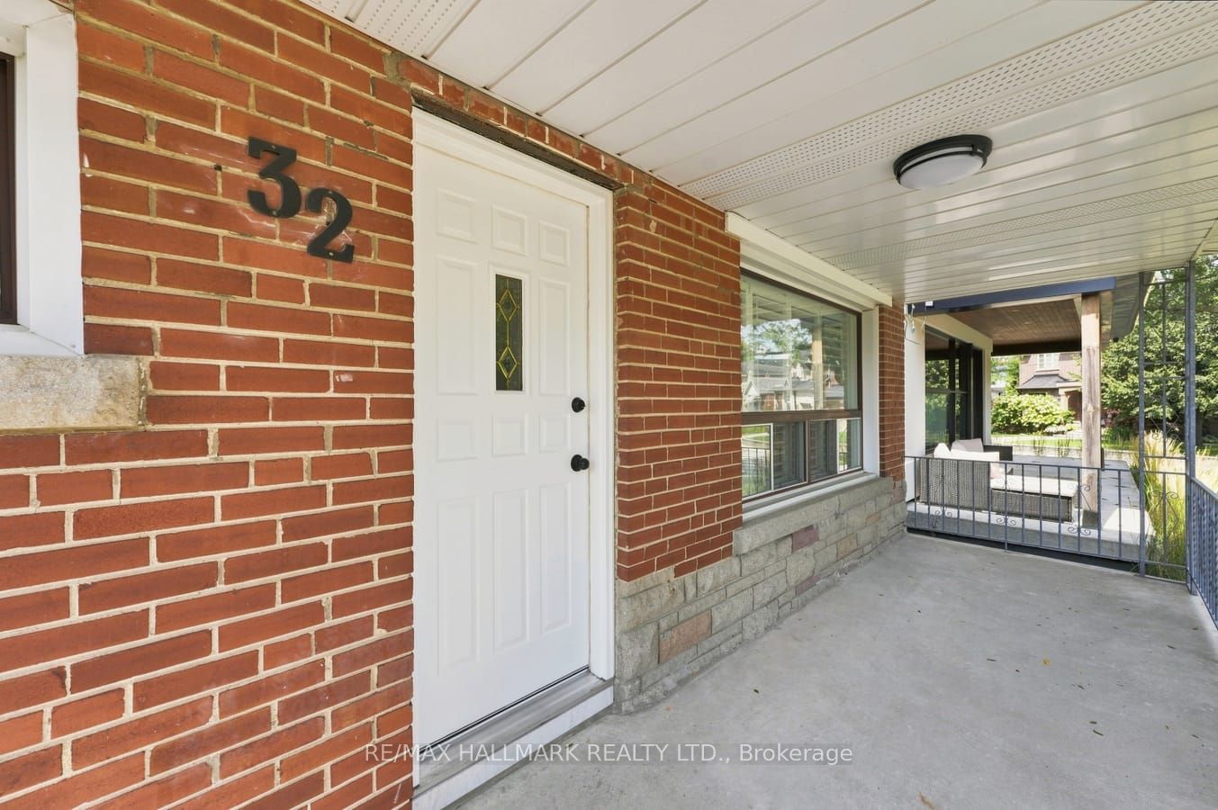 32 Denvale Road, Toronto 2