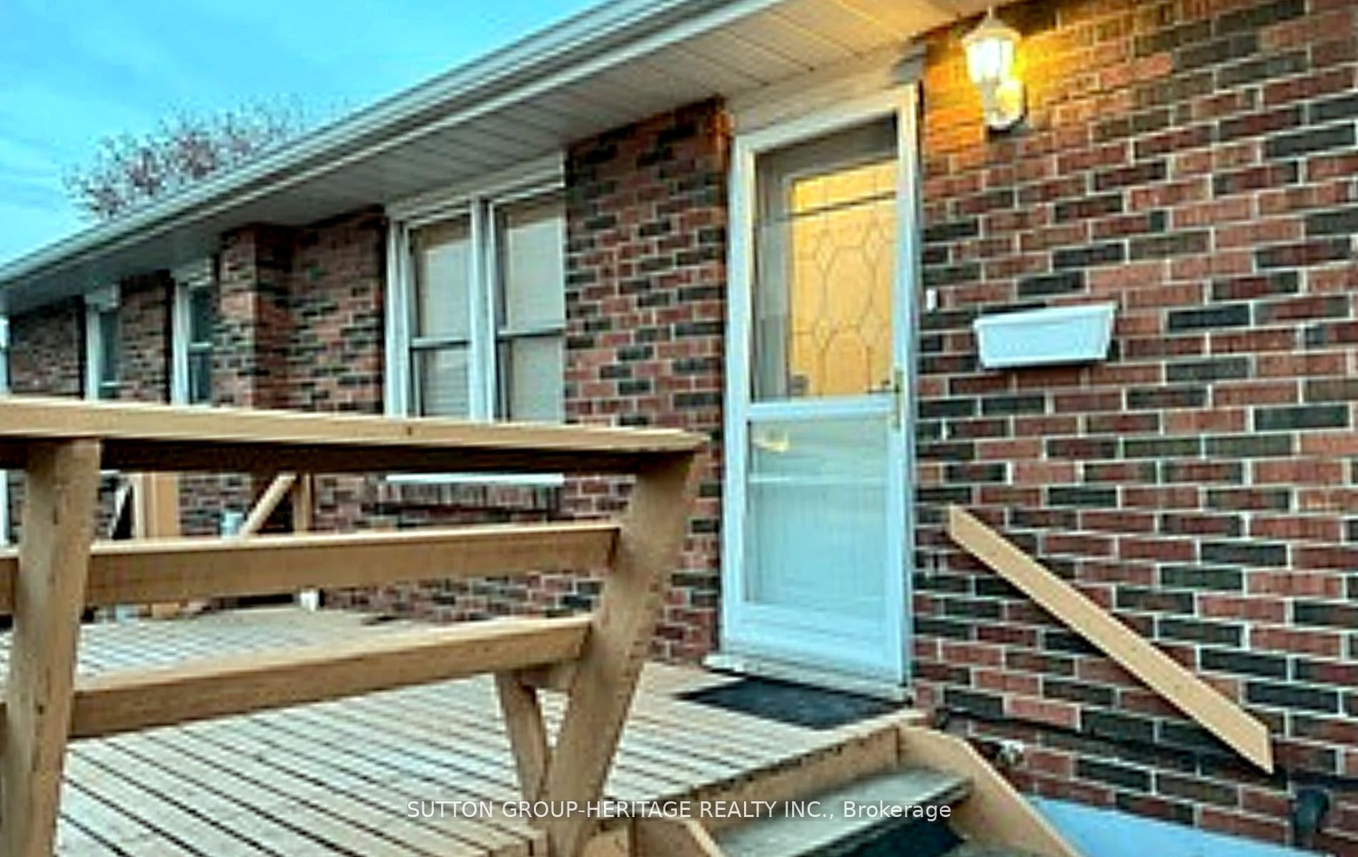 Unit Lower - 49 Grassmere Court, Oshawa 3