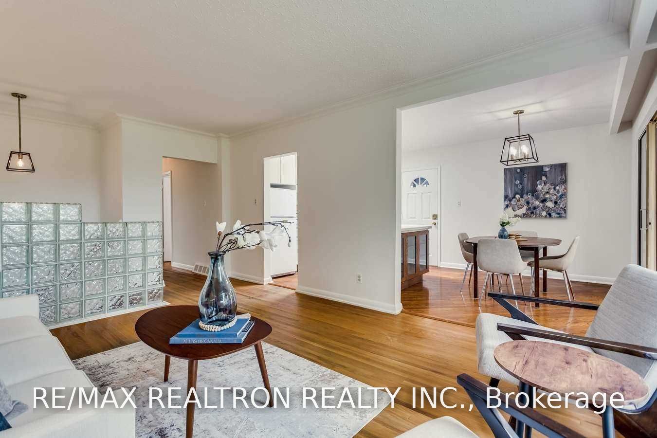 Unit Main Floor - 100 Meldazy Drive, Scarborough 5