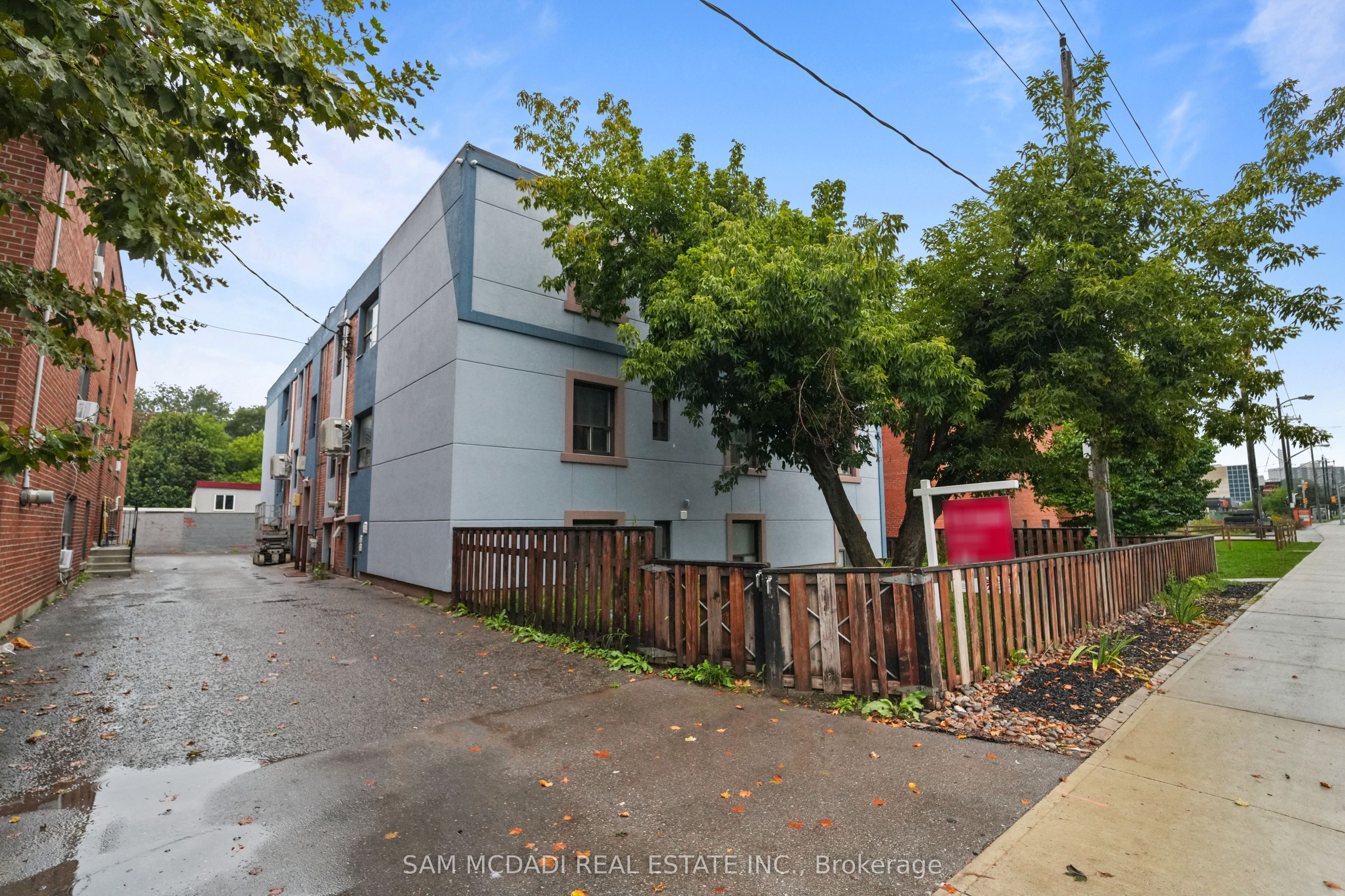 Unit 101 - 1016 O'connor Drive, Toronto 2