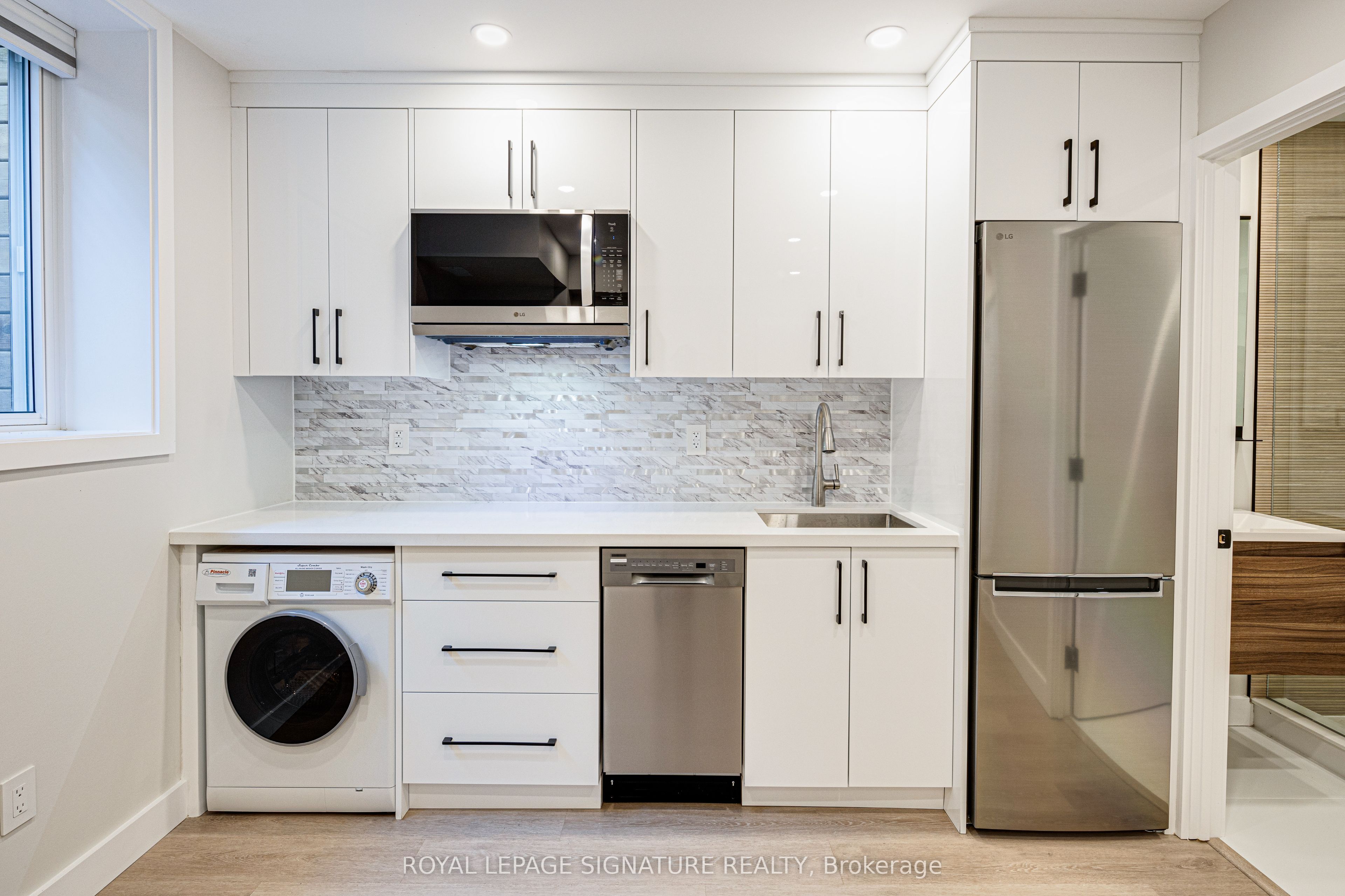 Unit Lower - 20 Kewbeach Avenue, Toronto 3