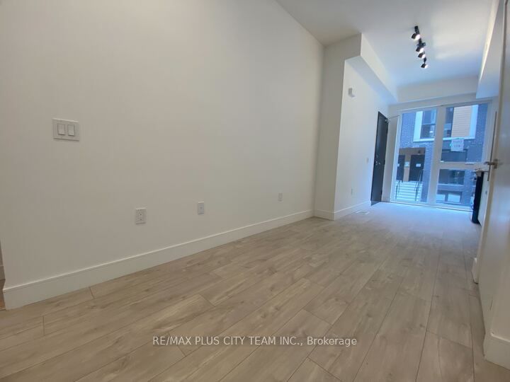 Unit BlkB 9 - 178 Clonmore Drive, Scarborough 4