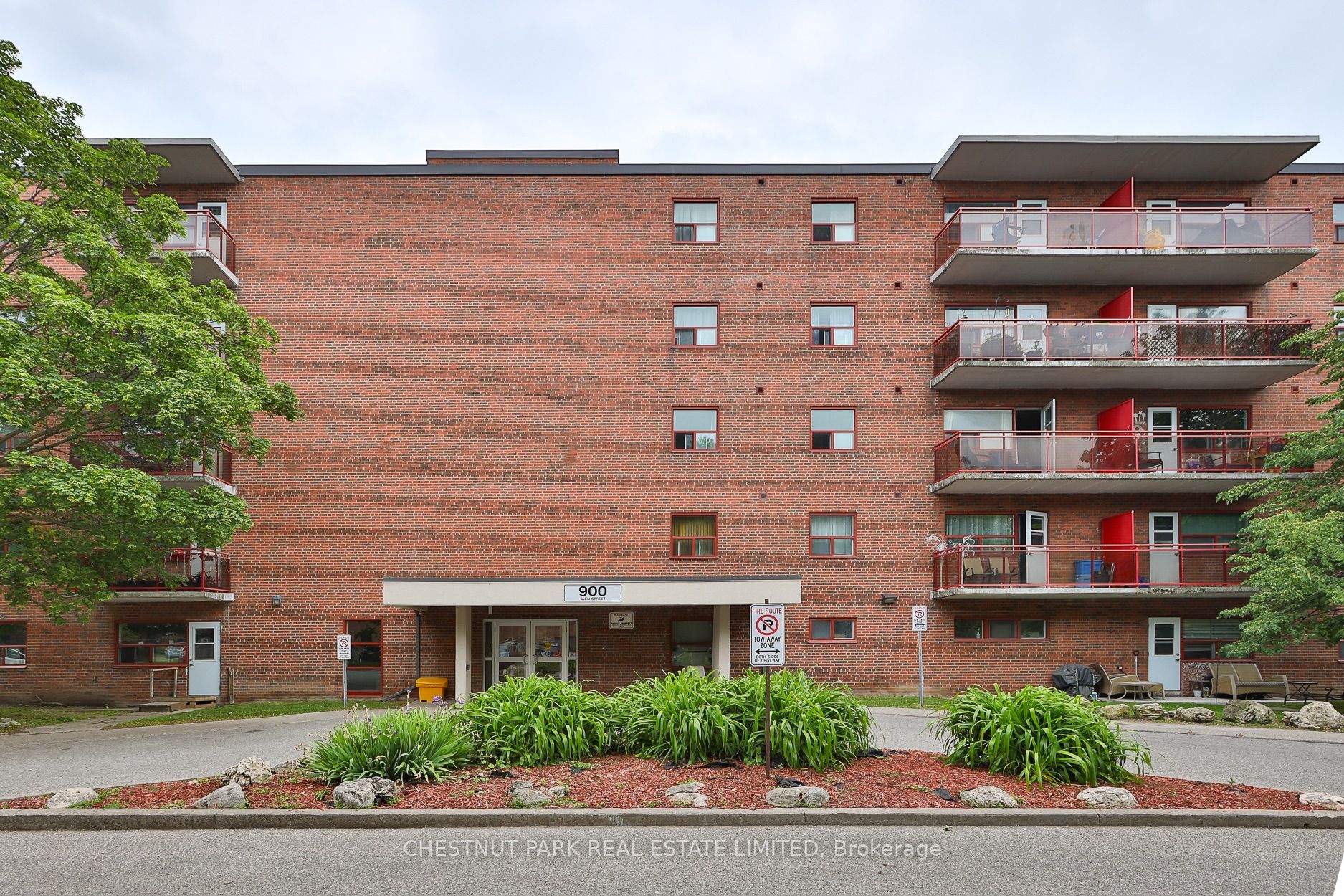 Unit 406 - 900 Glen Street, Oshawa 2