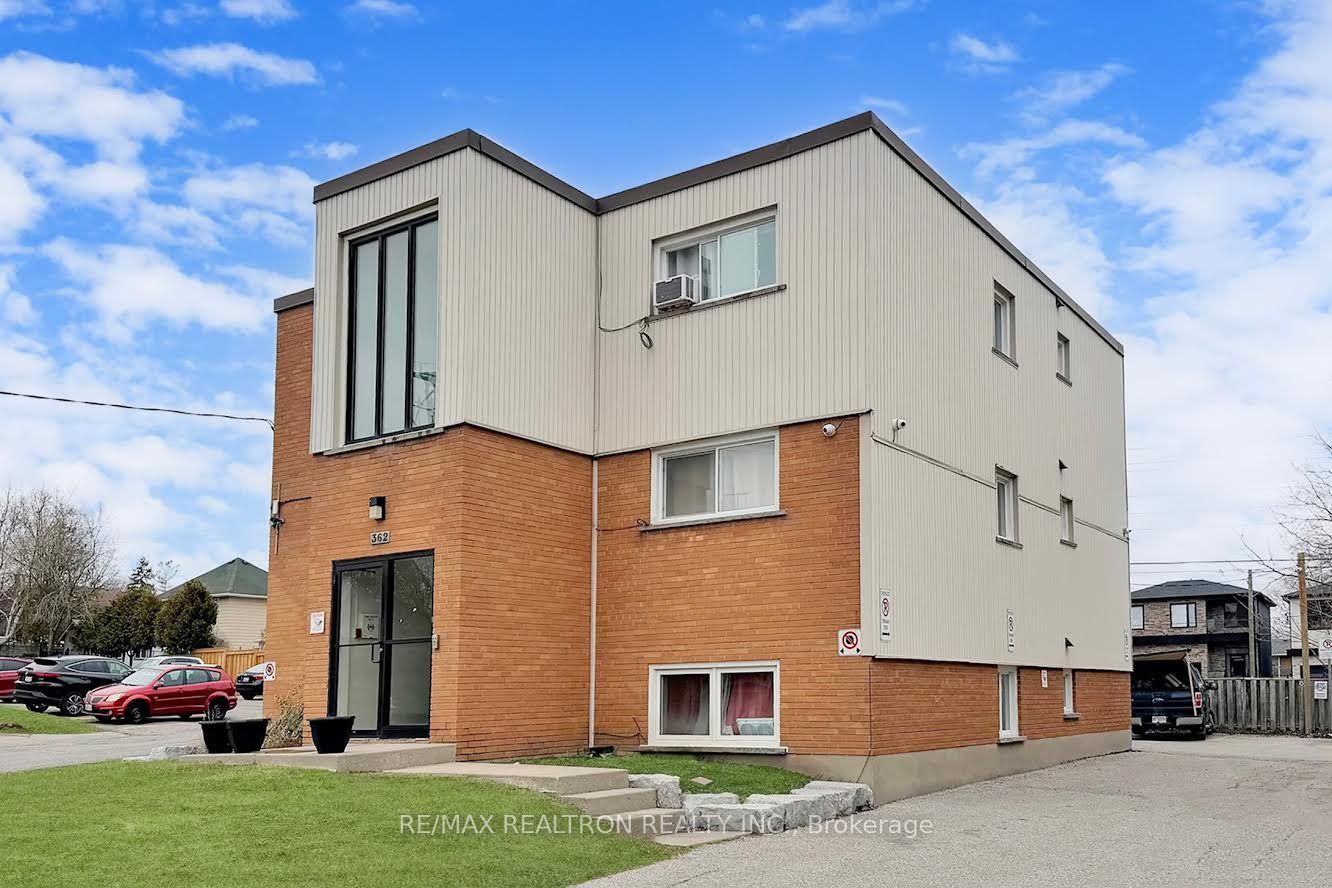 Unit 3 - 362 Elgin Court, Oshawa 2