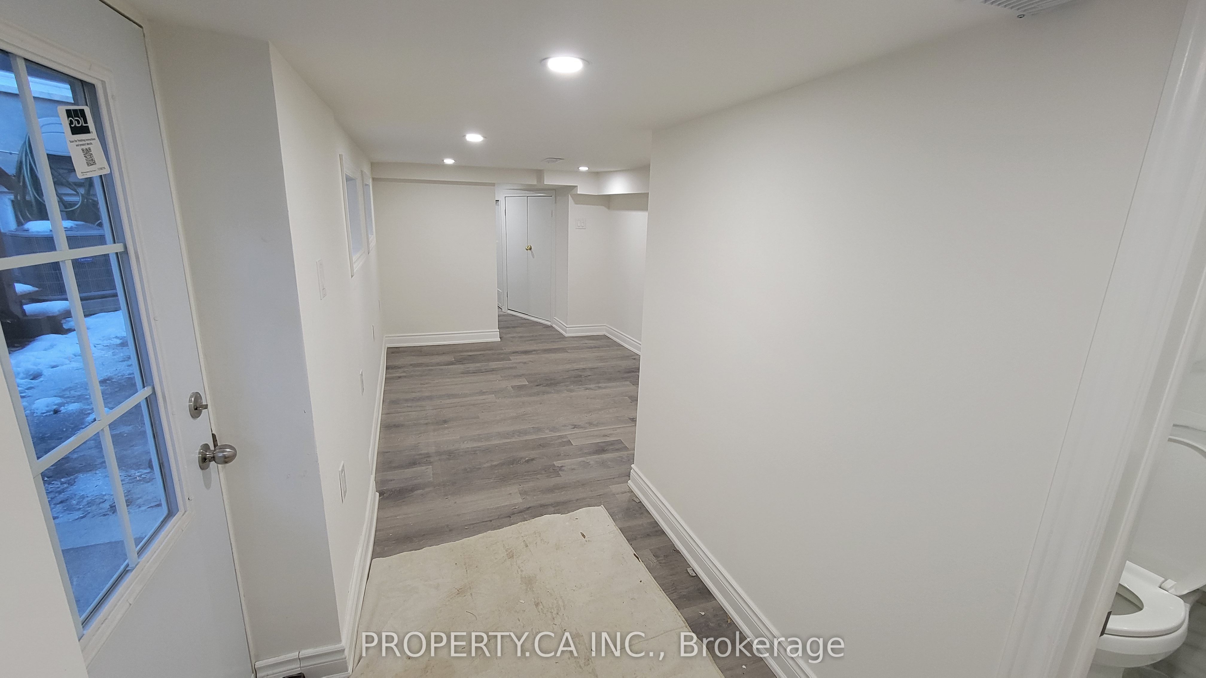 625 Rhodes Avenue, Toronto 3
