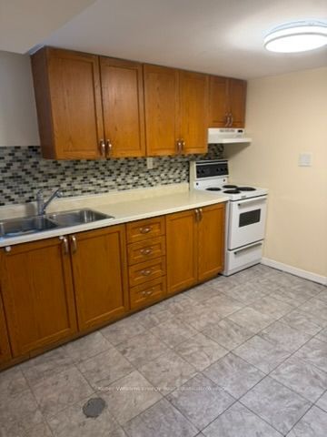 713 Yeremi Street, Pickering 3