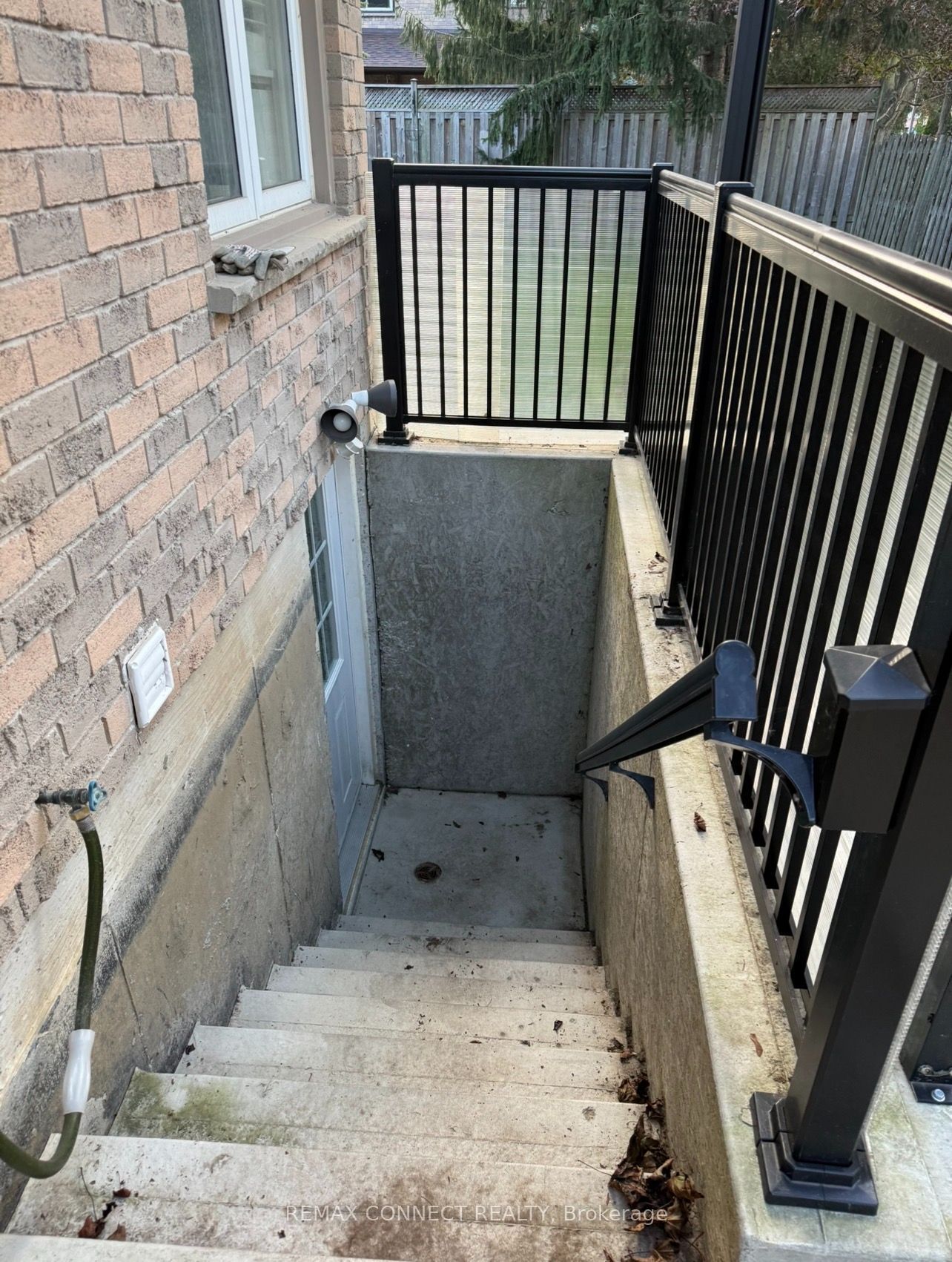 Unit BSMT - 118 Ribblesdale Drive, Whitby 2