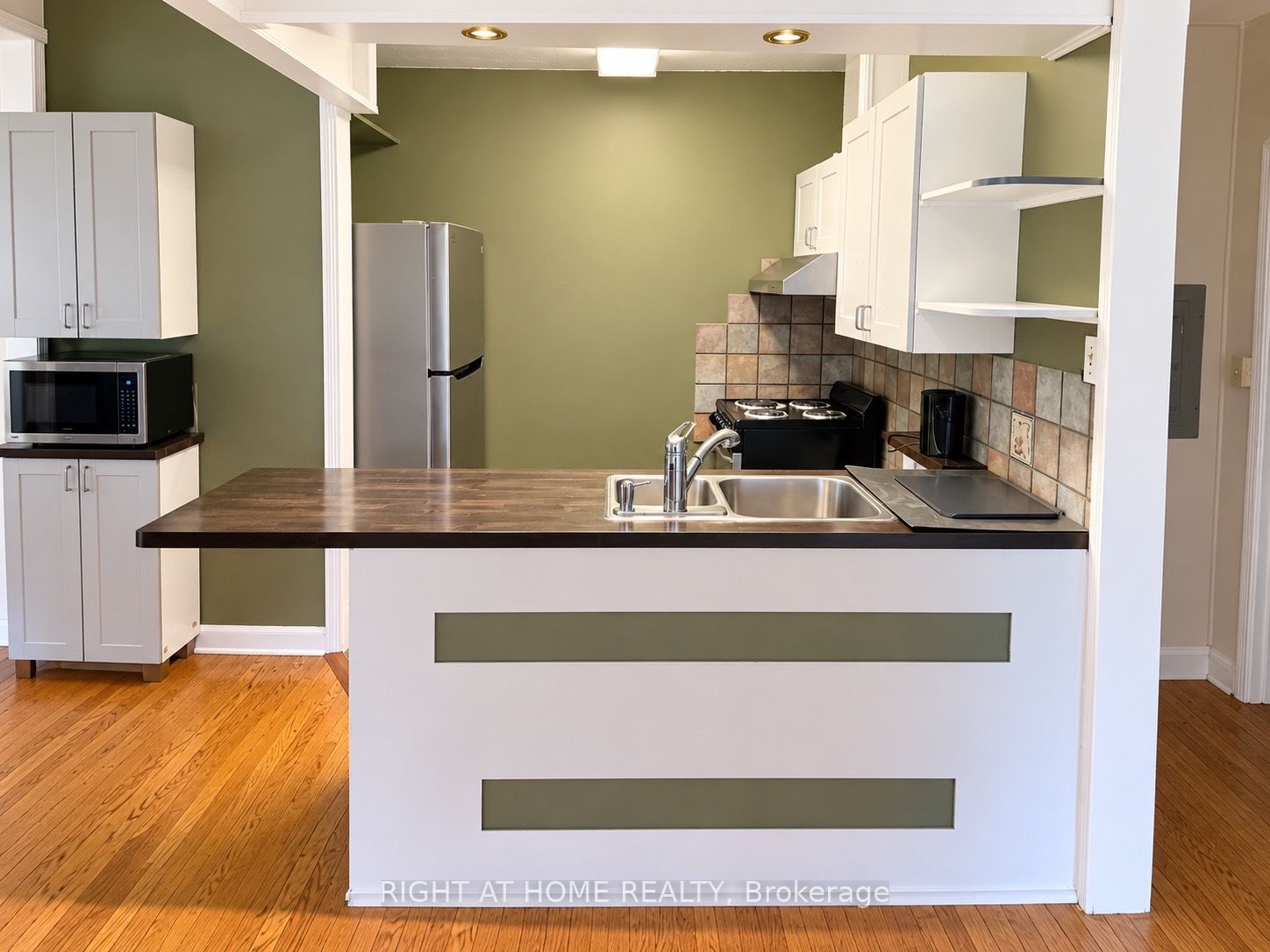 Unit 2 - 2849 Kingston Road, Scarborough 3