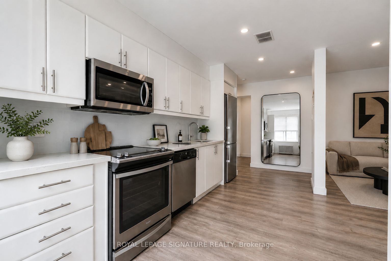 Unit 107 - 33 Gamble Avenue, Toronto 3